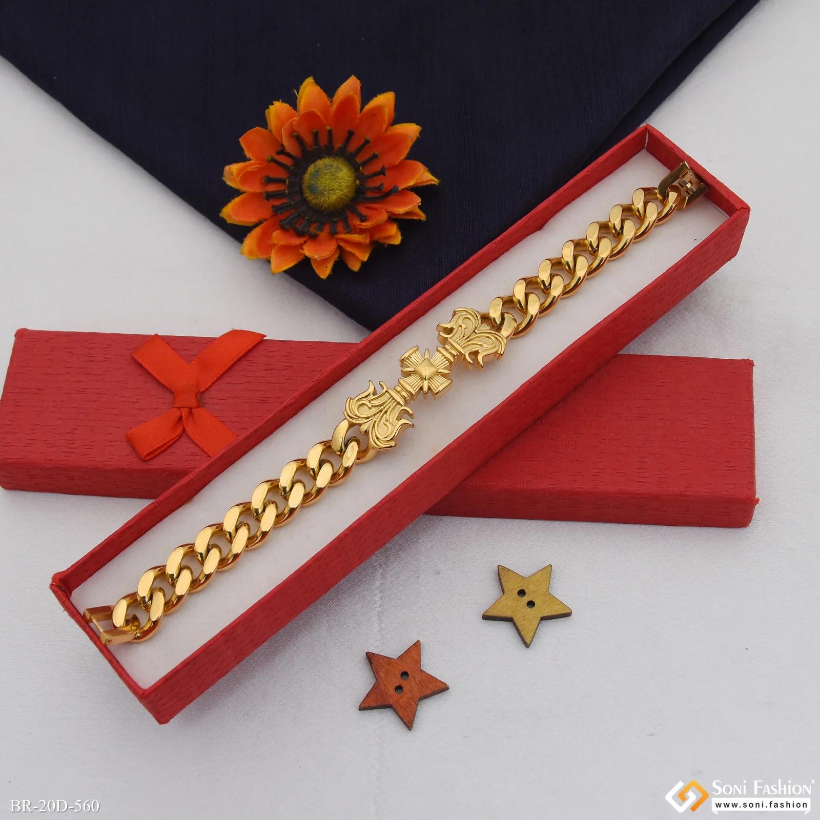 Latest Design Golden Color Stainless Steel Bracelet for Men - Style D560 - Image 4