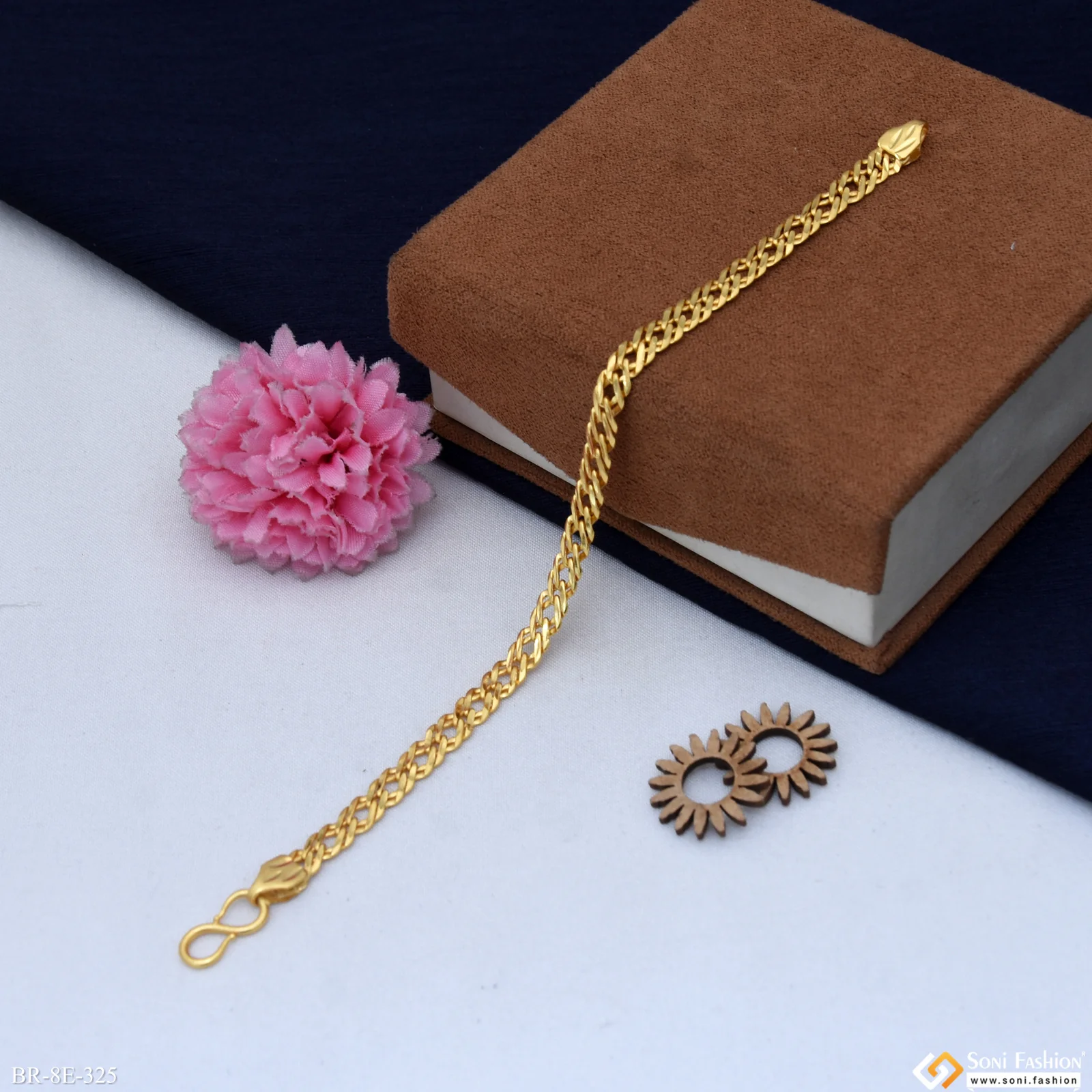 Ring Into Ring Classic Design  Gold Plated Bracelet for Men - Style E325 - Image 4