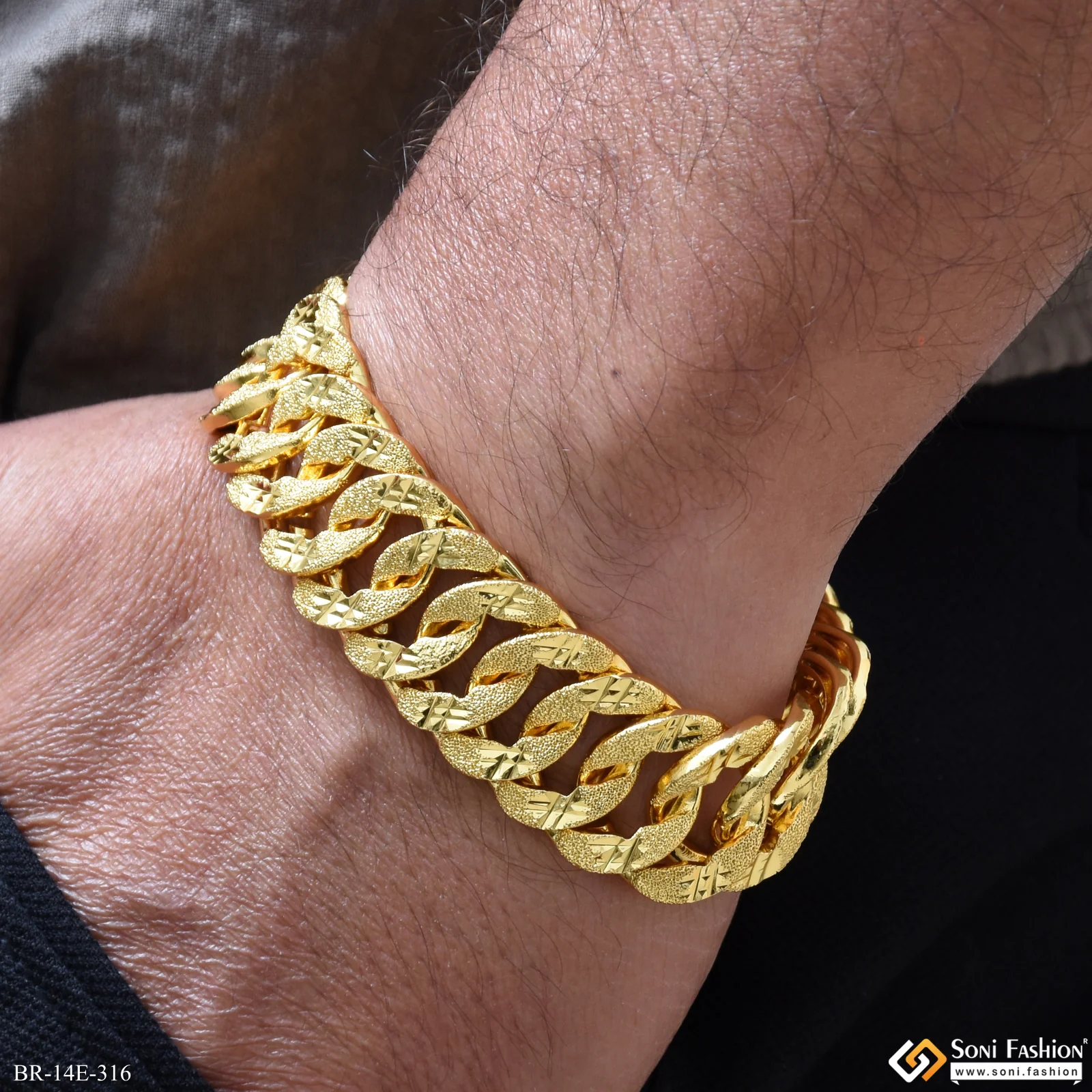 Link Bracelet Excellent Design Gold Plated Bracelet for Men - Style E316