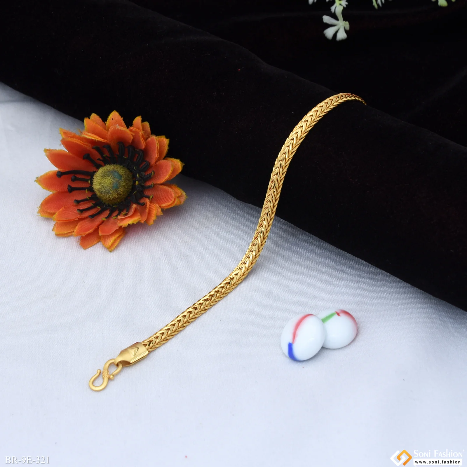 Fabulous Design Gold Plated Bracelet for Men - Style E321 - Image 2