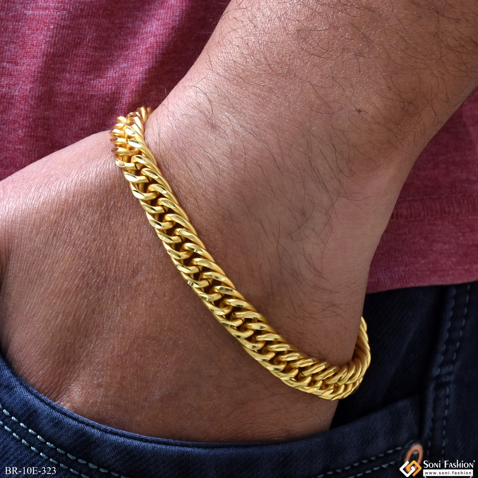 Latest Design Gold Plated Bracelet for Men - Style E323