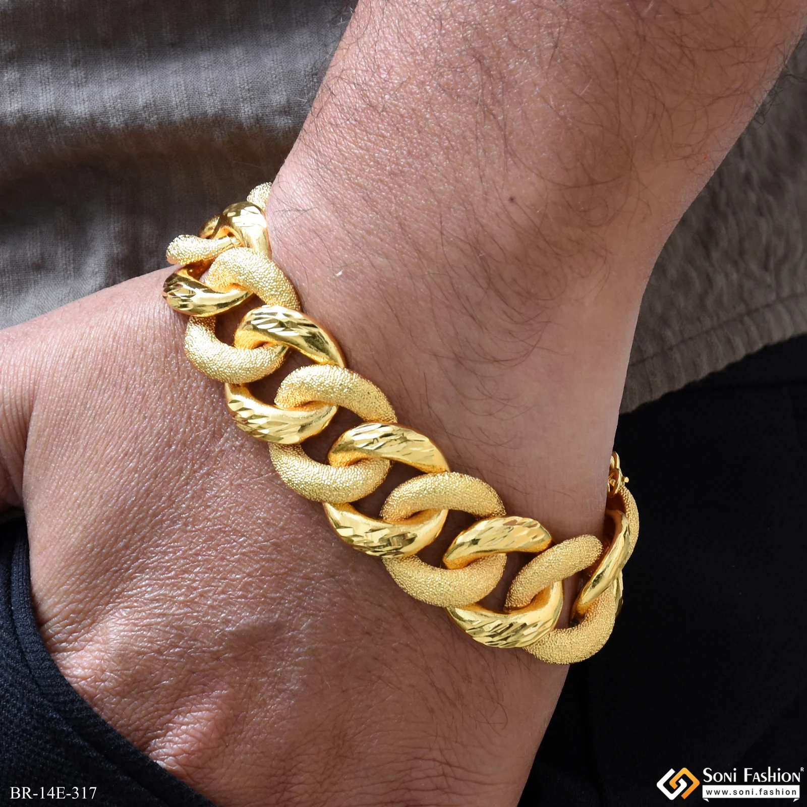 Link Bracelet Trending Design Gold Plated Bracelet for Men - Style E317