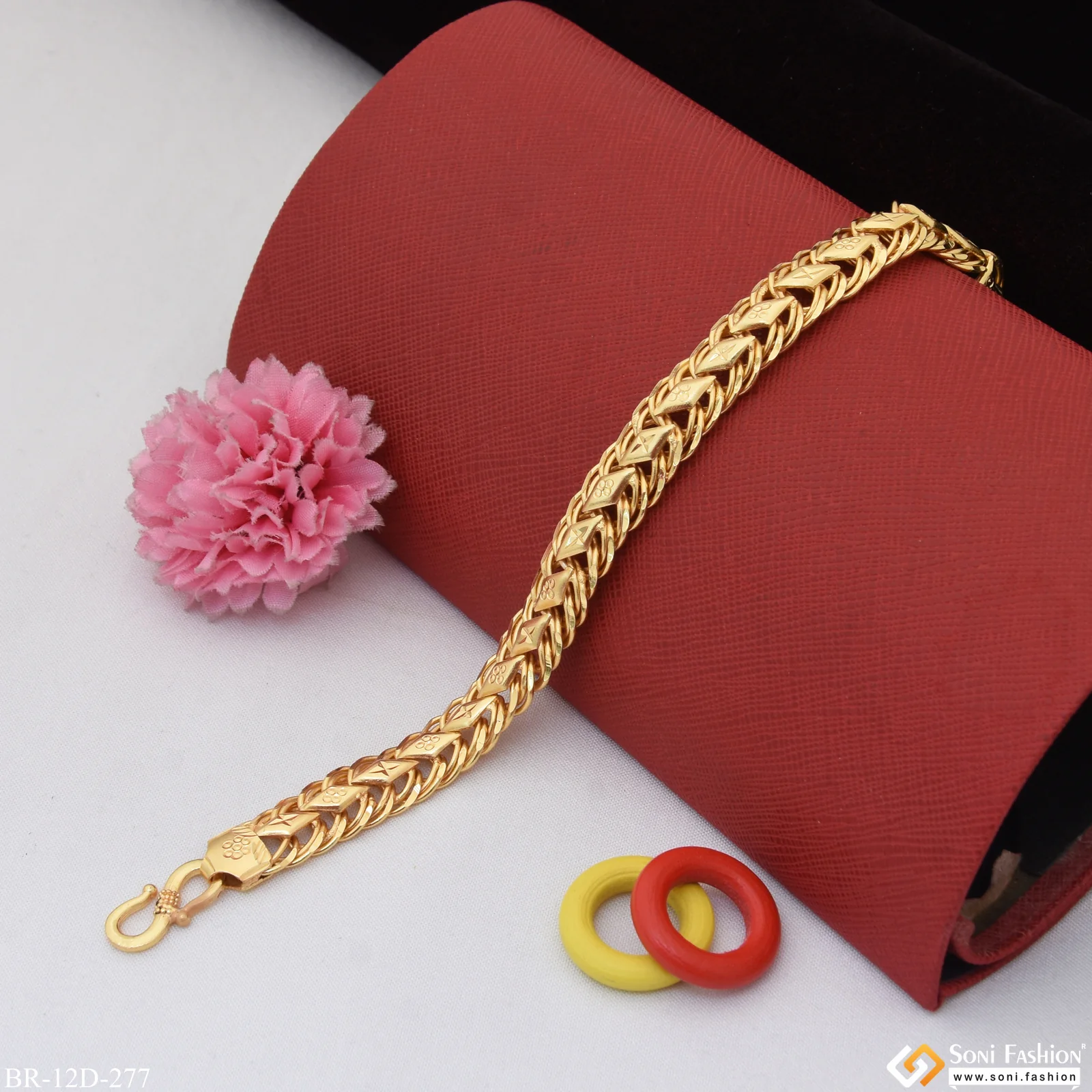 Link Finely Detailed Design Gold Plated Bracelet for Men - Style D277 - Image 3