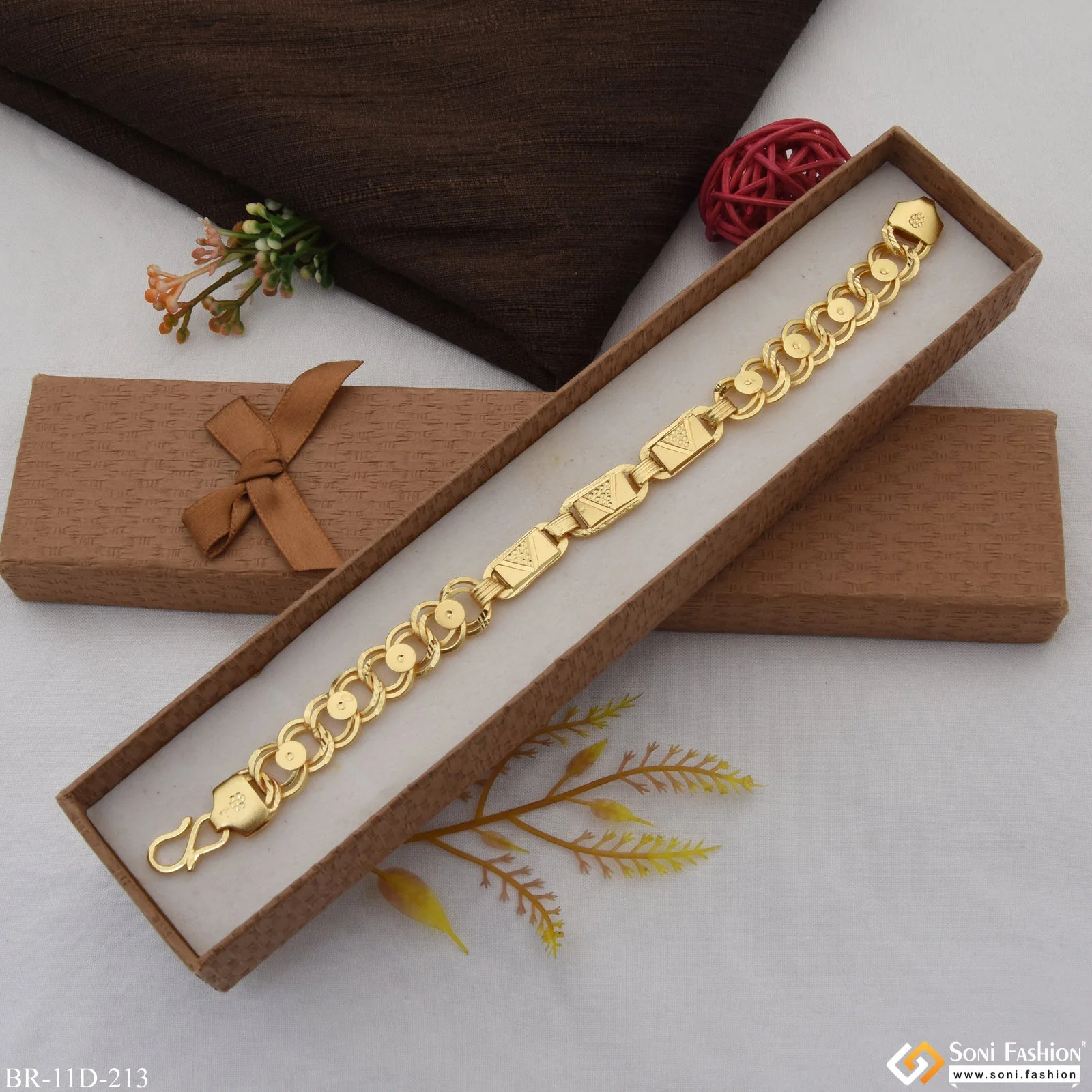 Linked Hand-Crafted Design Gold Plated Nawabi Bracelet for Men - Style D213 - Image 3