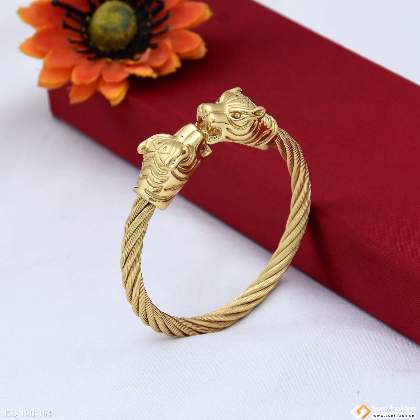 Lion Amazing Design Gold Plated Kada for Men - Style B194 - Image 3
