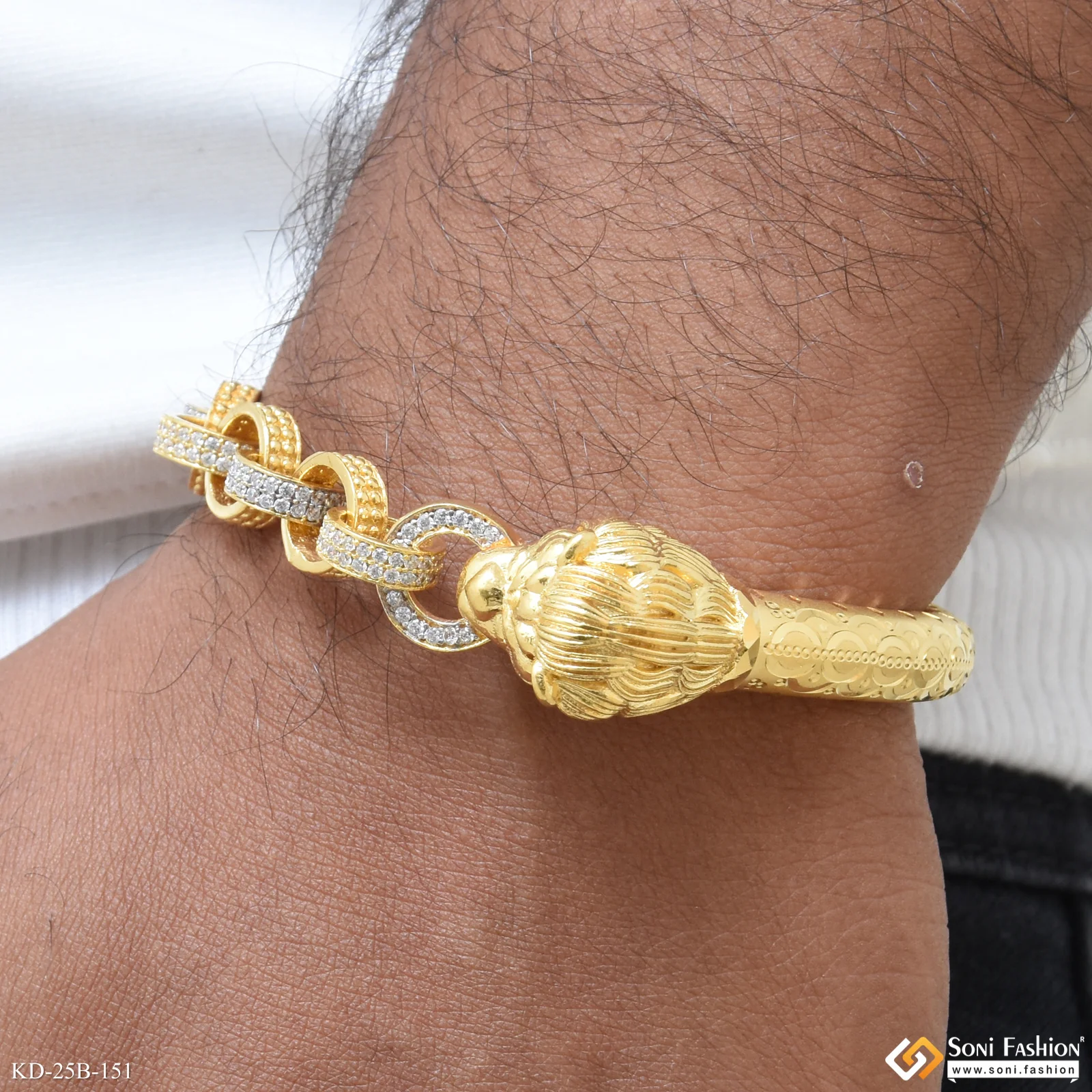Lion Extraordinary Design Gold Plated Kada for Men - Style B151