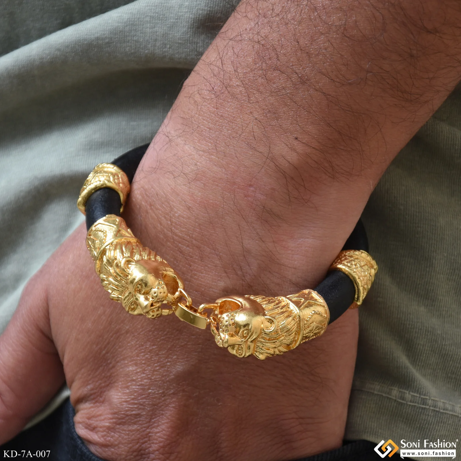 Two-lion Face & Mahadev Genda Kada Classic Design Leather Gold Plated - Style A007 - Image 3
