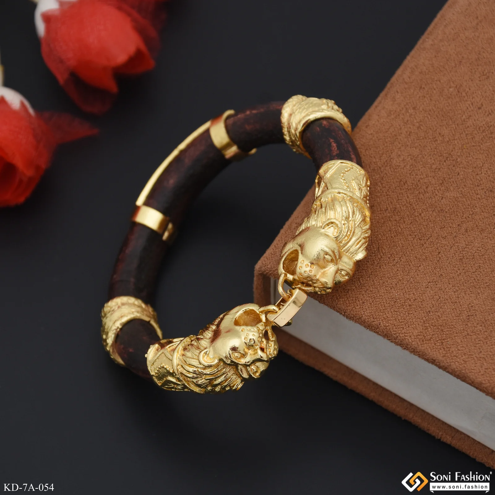 Two-Lion Face & Mahadev Genda Kada Classic Design Leather Gold Plated - Style A054 - Image 7
