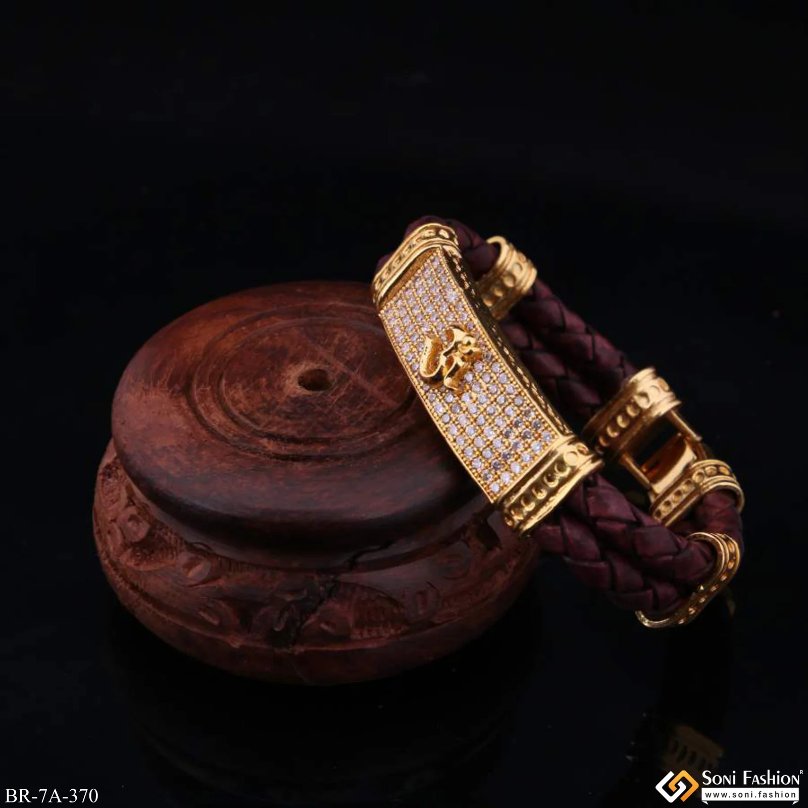 Om Logo On Leather With Diamonds Superior Quality Gold Plated Bracelet - Style A370 - Image 3