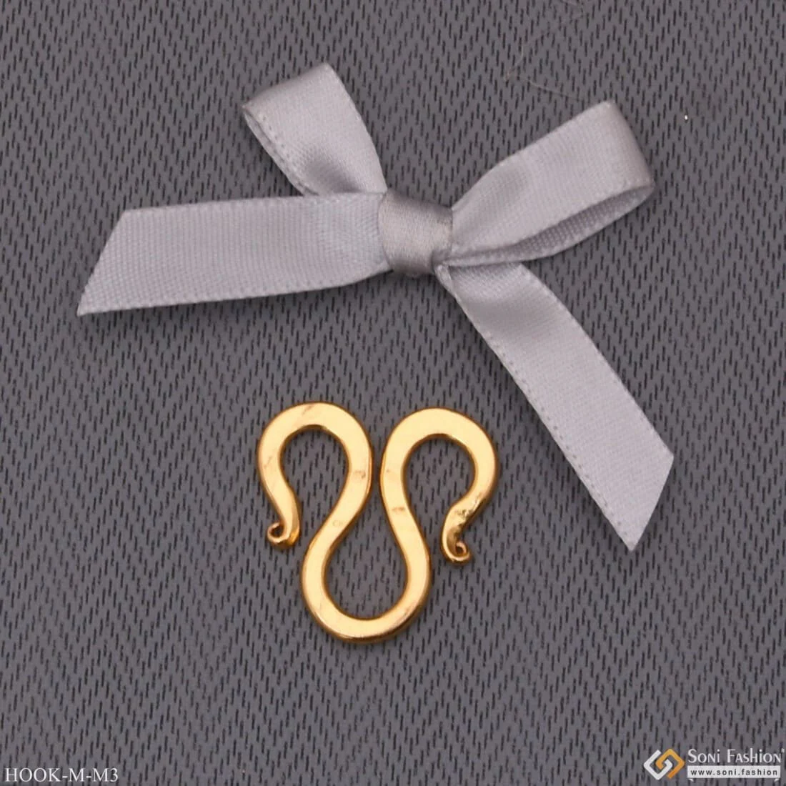 Medium Size - M/W Hook for Chain - Gold Plated - Design 3 - Image 6