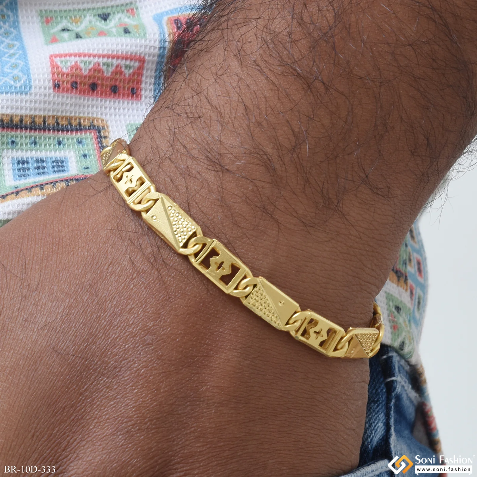 Nawabi Gorgeous Design Gold Plated Bracelet for Men - Style D333 - Image 2