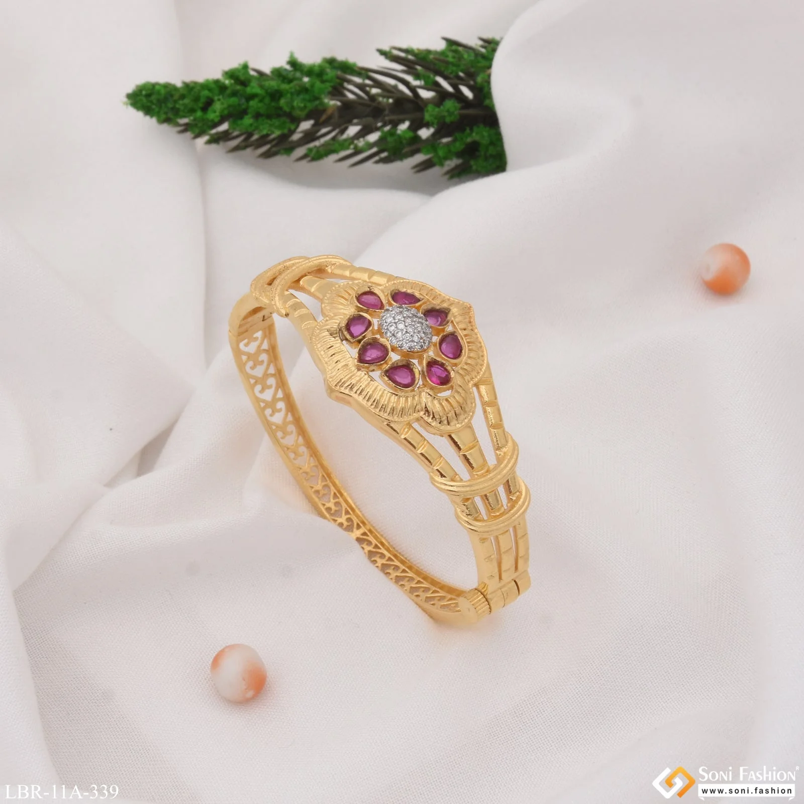 New Style with Diamond New Style Gold Plated Bracelet for Ladies - Style A339 - Image 3