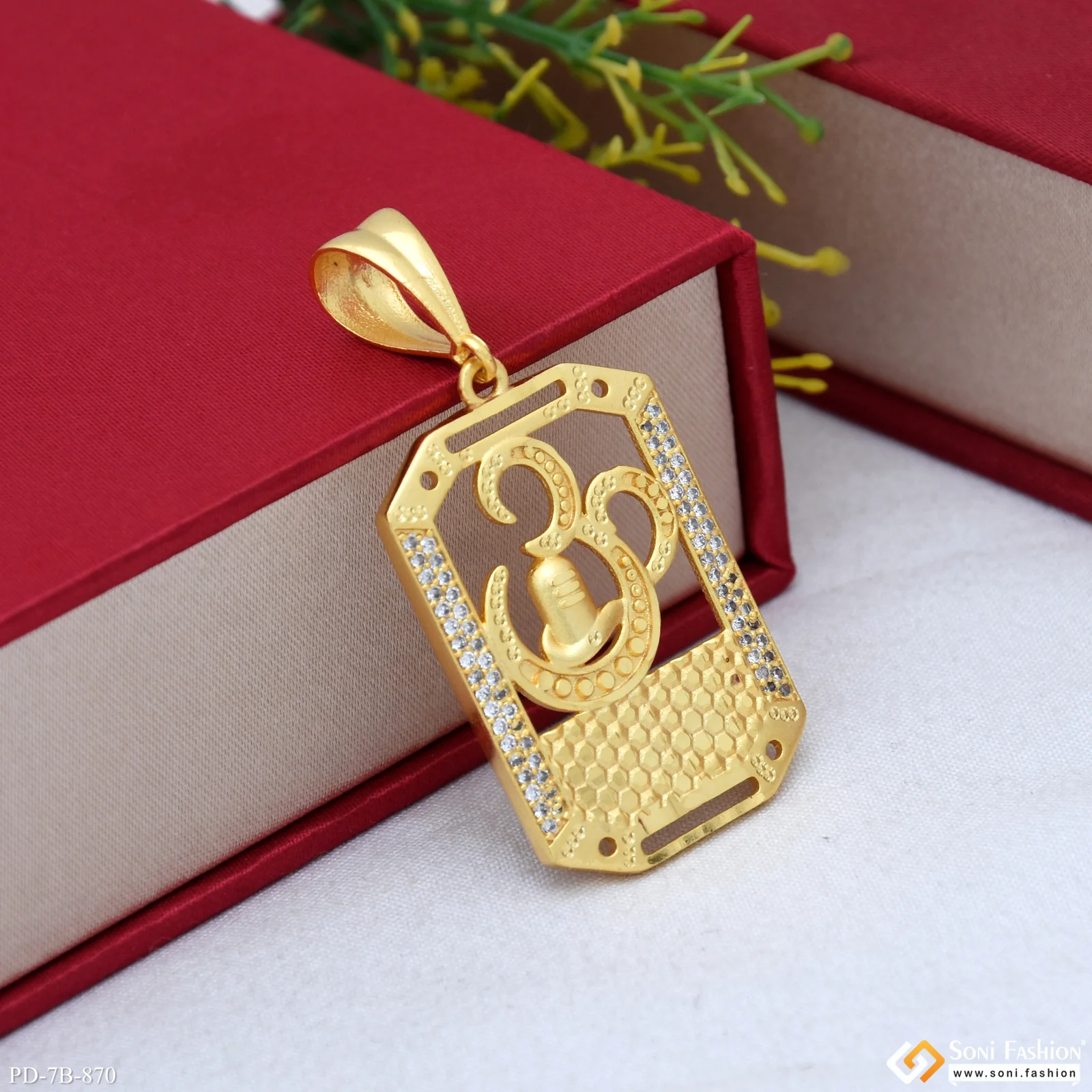 Om Fashionable Design Gold Plated Pendant for Men - Style B870 - Image 3