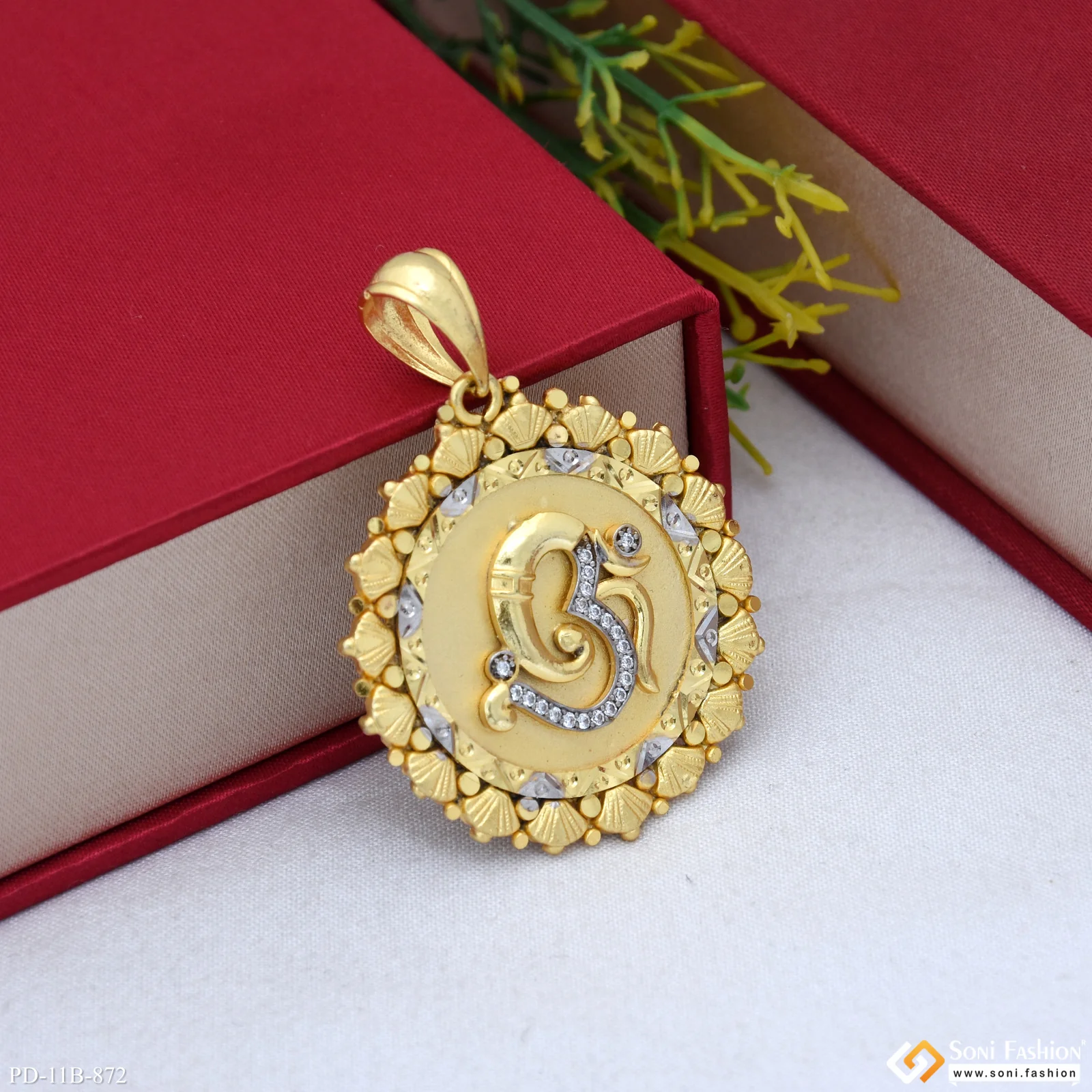 Om Latest Design Gold Plated Pendant for Men - Style B872 - Image 3