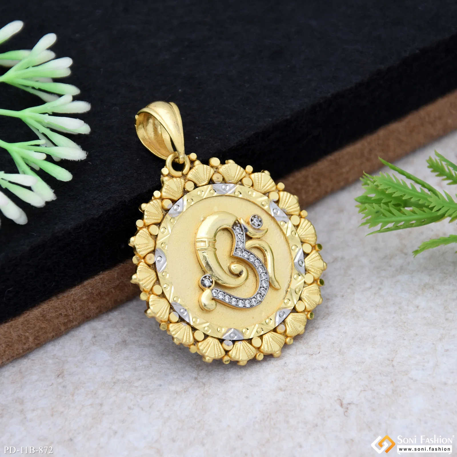 Om Latest Design Gold Plated Pendant for Men - Style B872 - Image 4