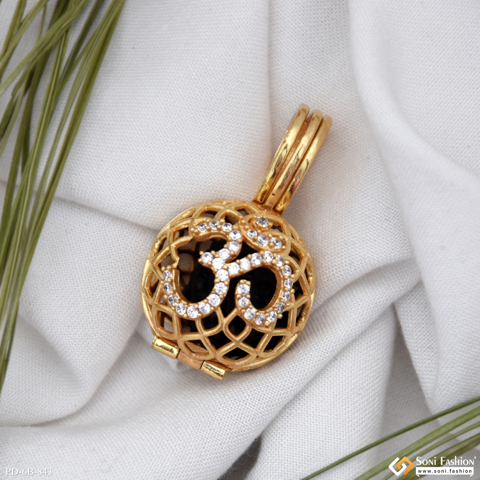 Om Latest Design Gold Plated Rudraksha Pendant for Men - Style B843 - Image 2