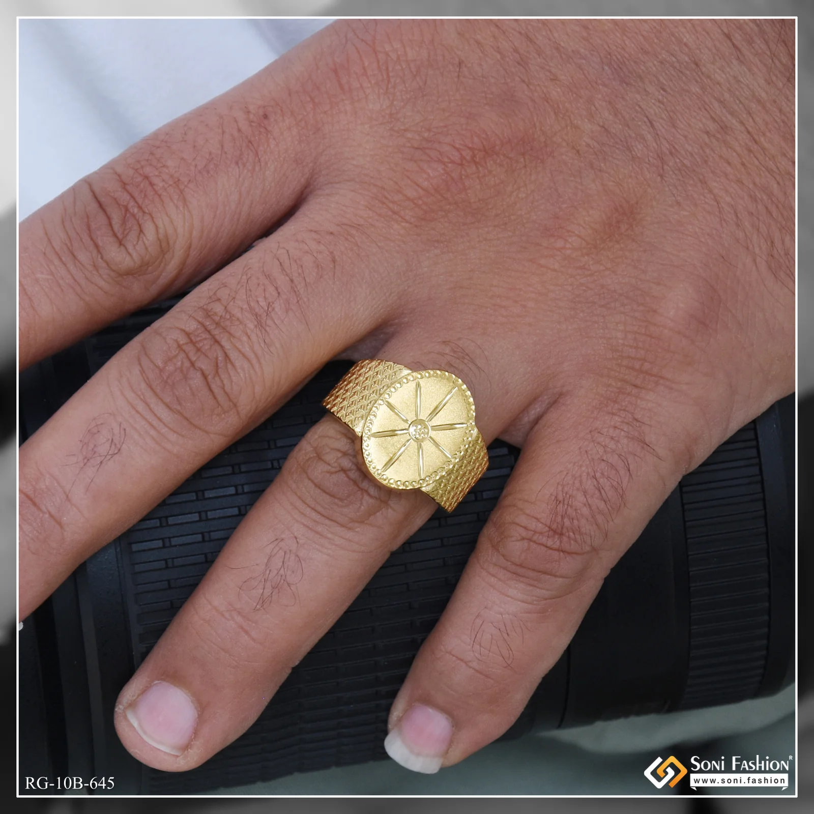 Oval Shape Latest Design Gold Plated Ring for Men - Style B645 - Image 3