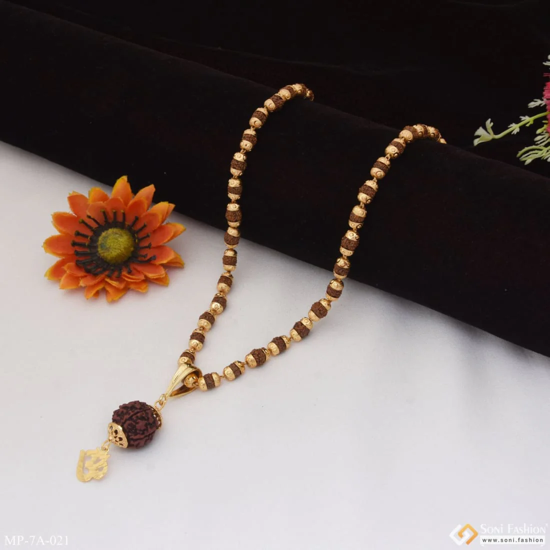 Om With Paro Fancy Design Gold Plated Rudraksha Mala With Pendant - Style A021 - Image 4