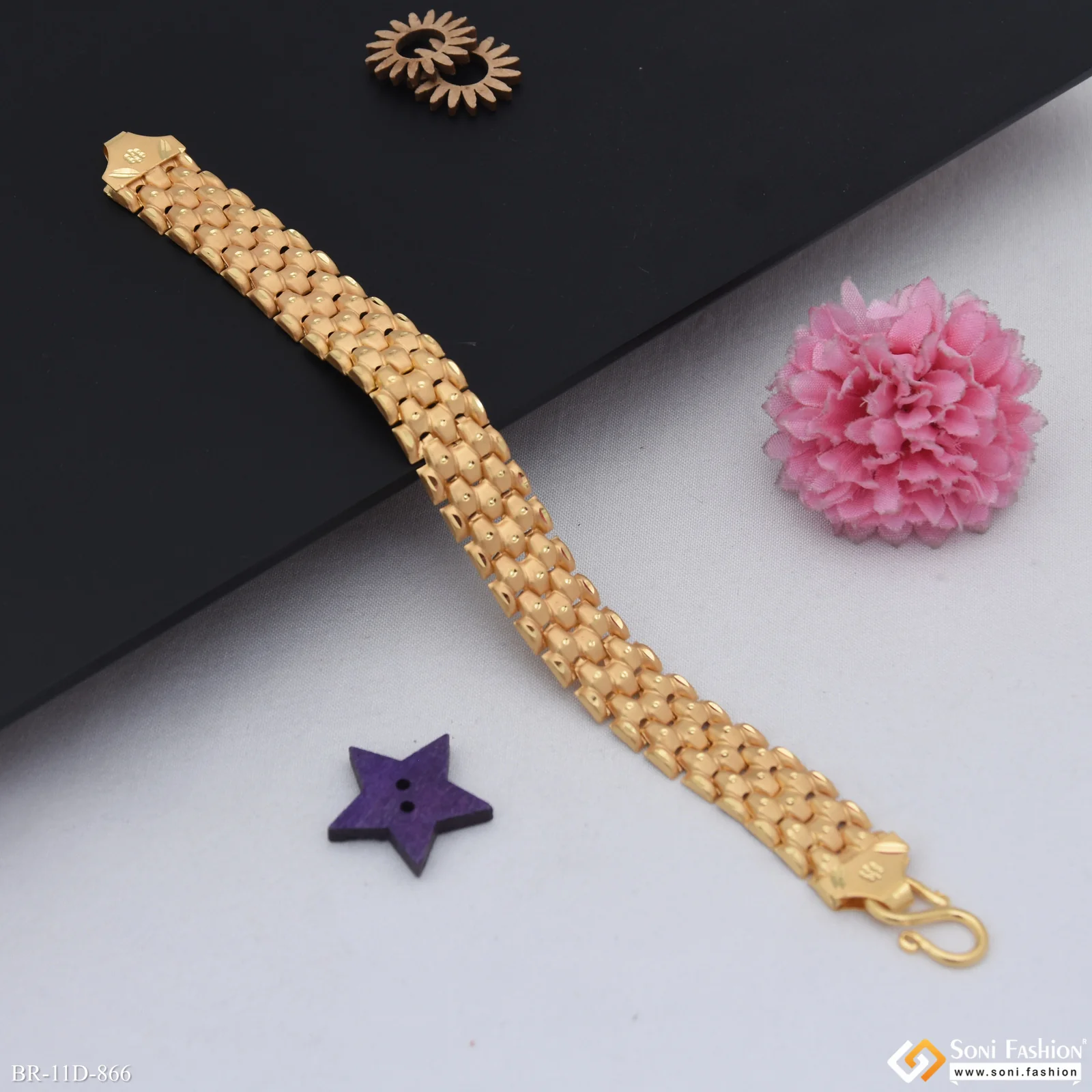 Popular Design Gold Plated Bahubali Bracelet for Men - Style D866 - Image 4