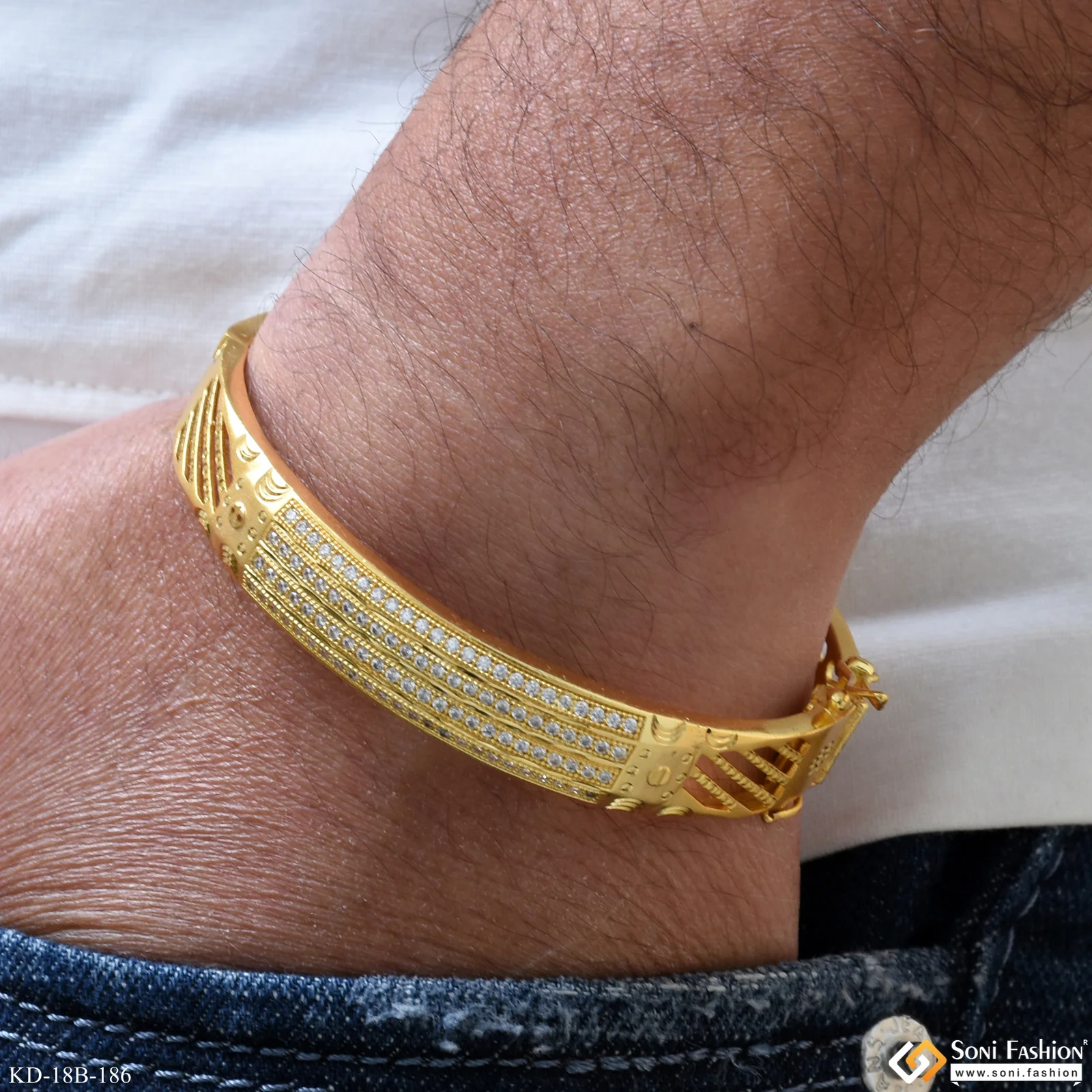 Popular Design Gold Plated Kada for Men - Style B186