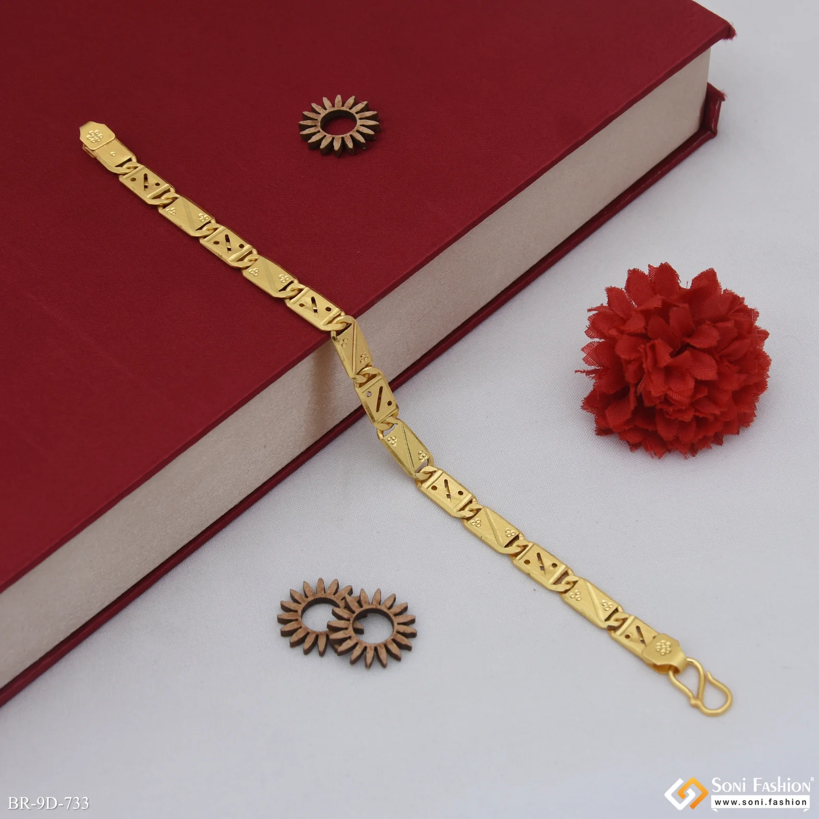 Popular Design Gold Plated Nawabi Bracelet for Men - Style D733 - Image 5