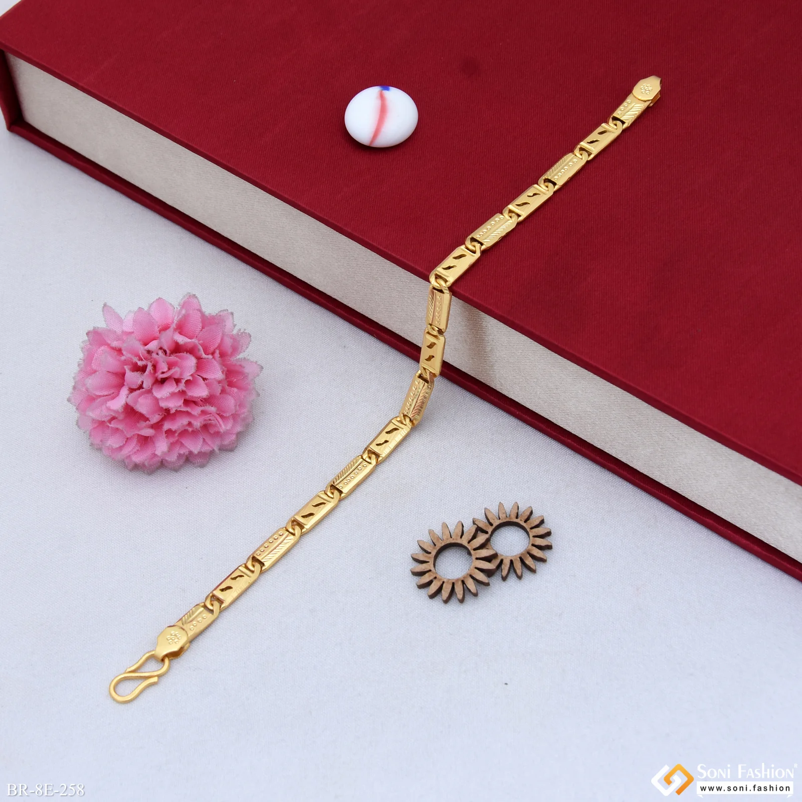 Popular Design Gold Plated Nawabi Bracelet for Men - Style E258 - Image 5