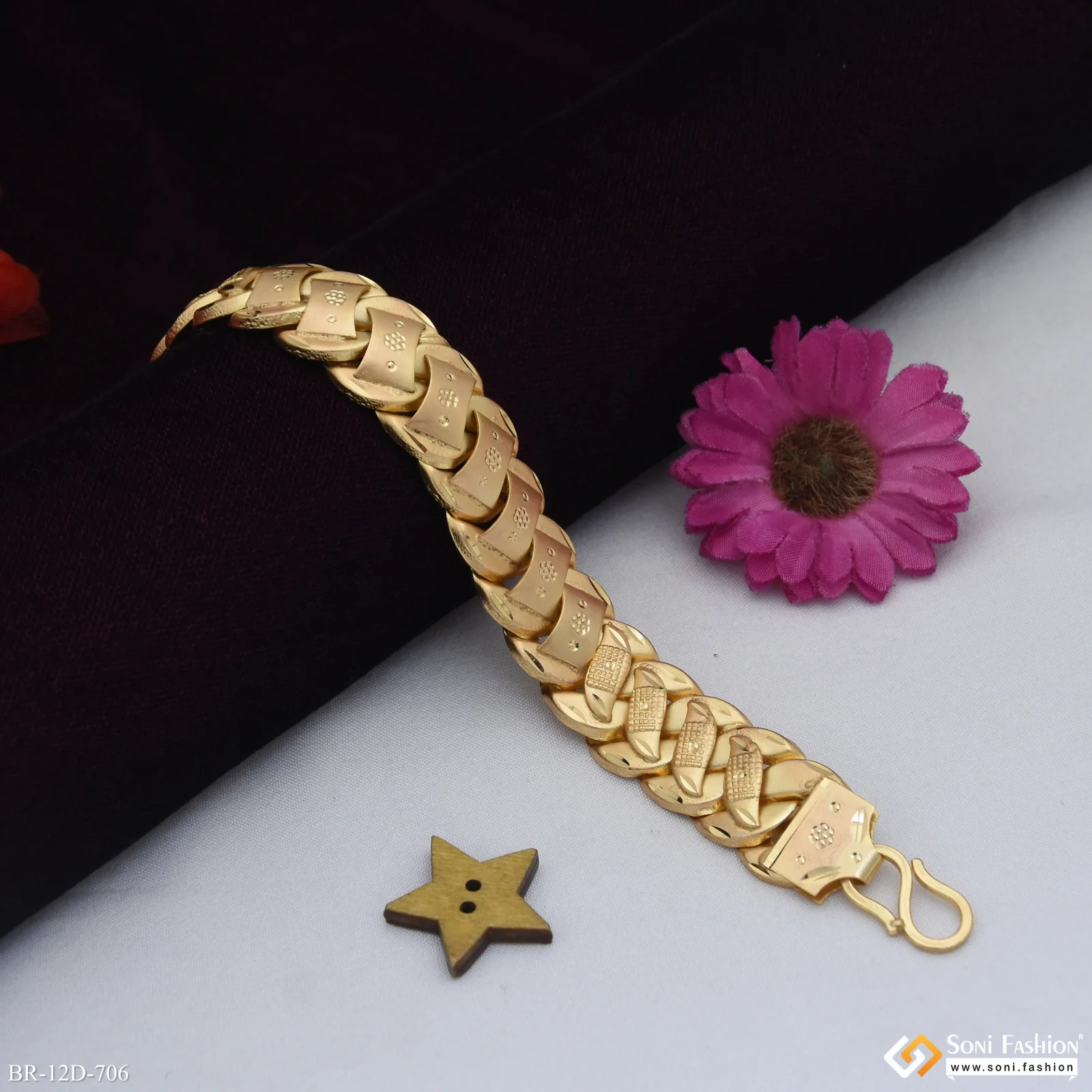 Popular Design Gold Plated Pokal Bracelet for Men - Style D706 - Image 3