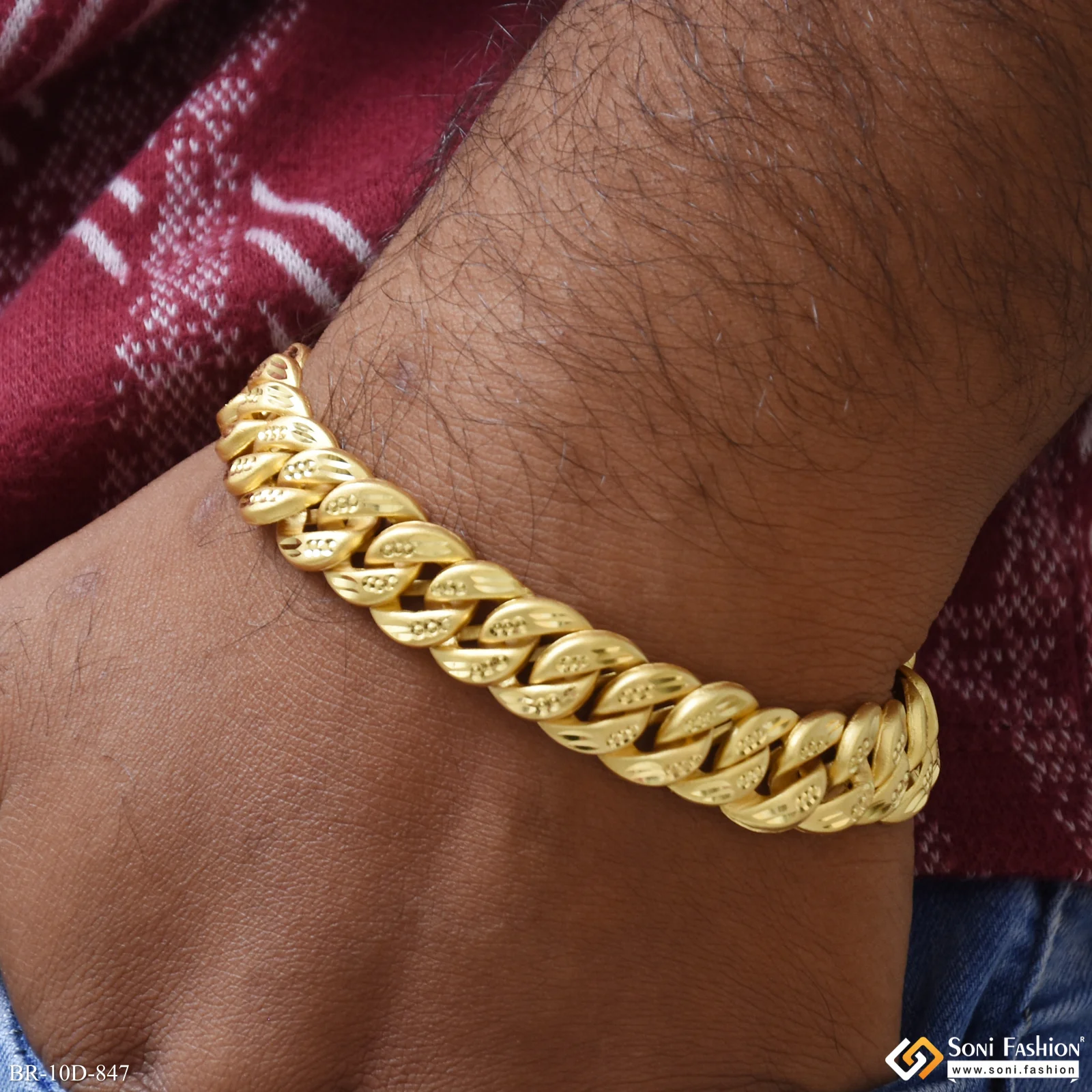 Popular Design Gold Plated Pokal Bracelet for Men - Style D847 - Image 2
