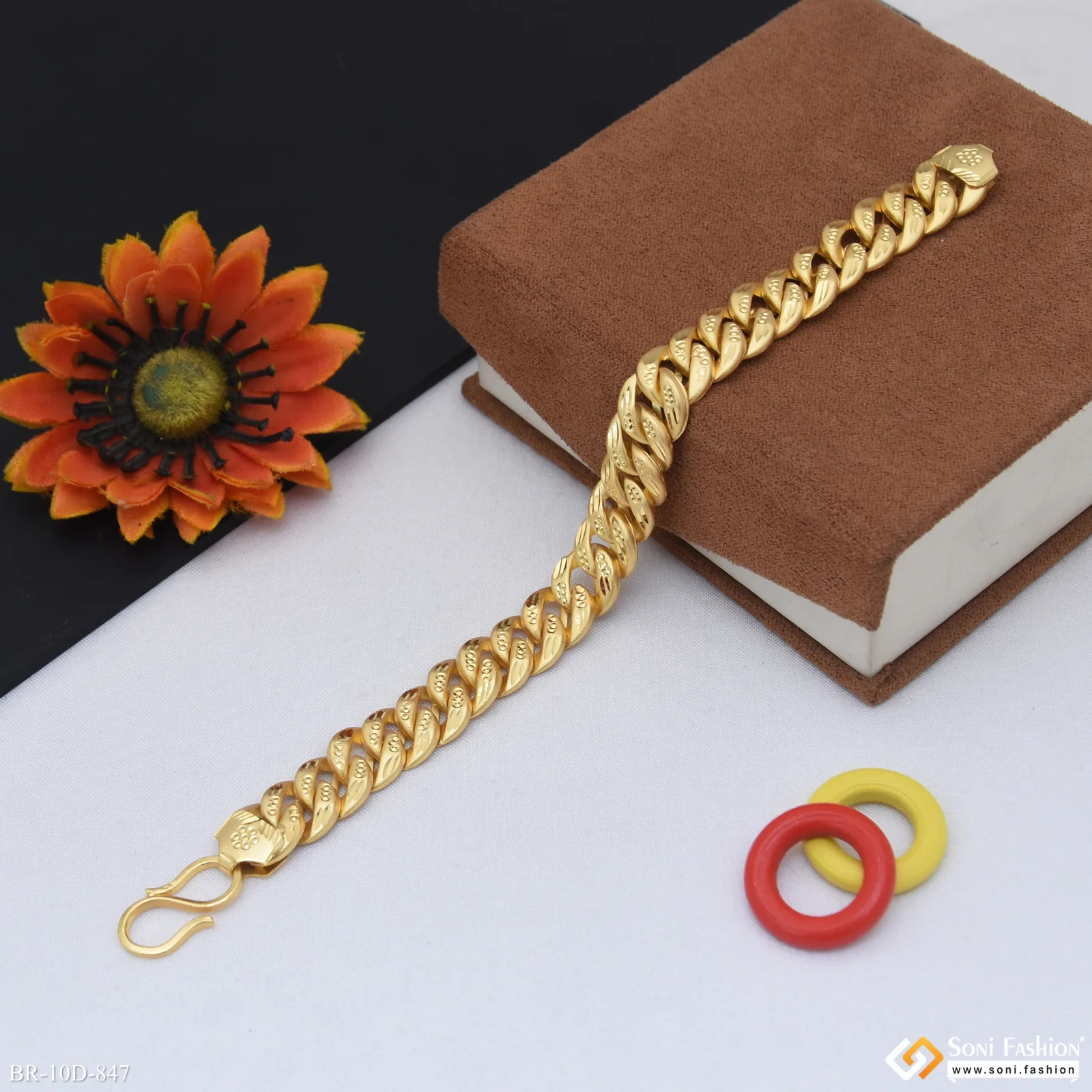 Popular Design Gold Plated Pokal Bracelet for Men - Style D847 - Image 3