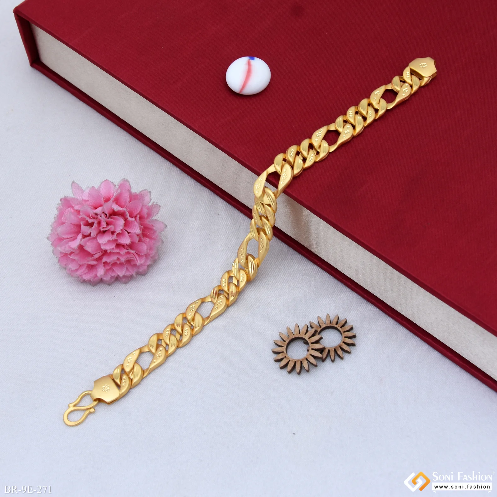 Popular Design Gold Plated Pokal Bracelet for Men - Style E271 - Image 5