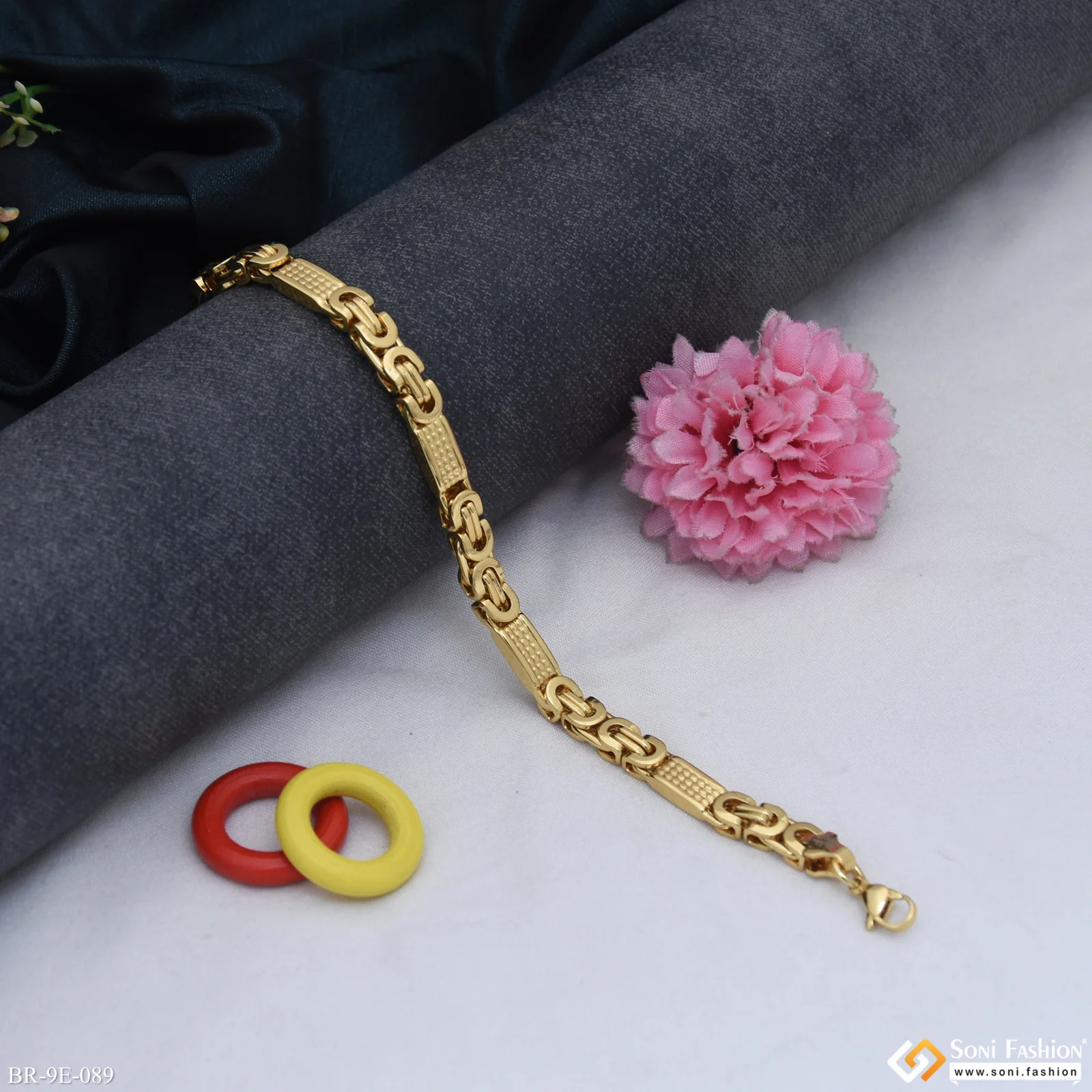 Popular Design Golden Color Stainless Steel Bracelet for Men - Style E089 - Image 4