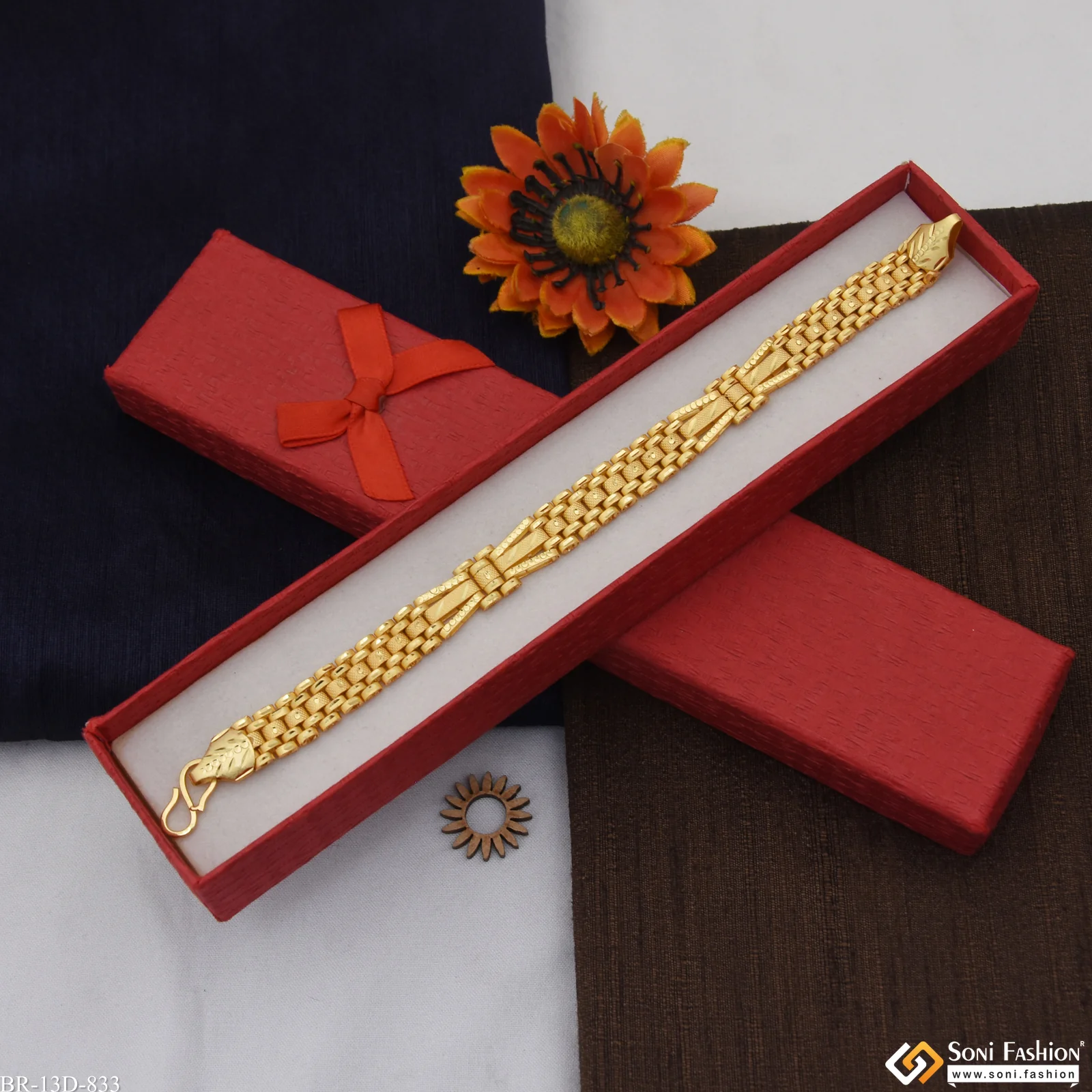 Prominent Design Gold Plated Box Bracelet for Men - Style D833 - Image 3