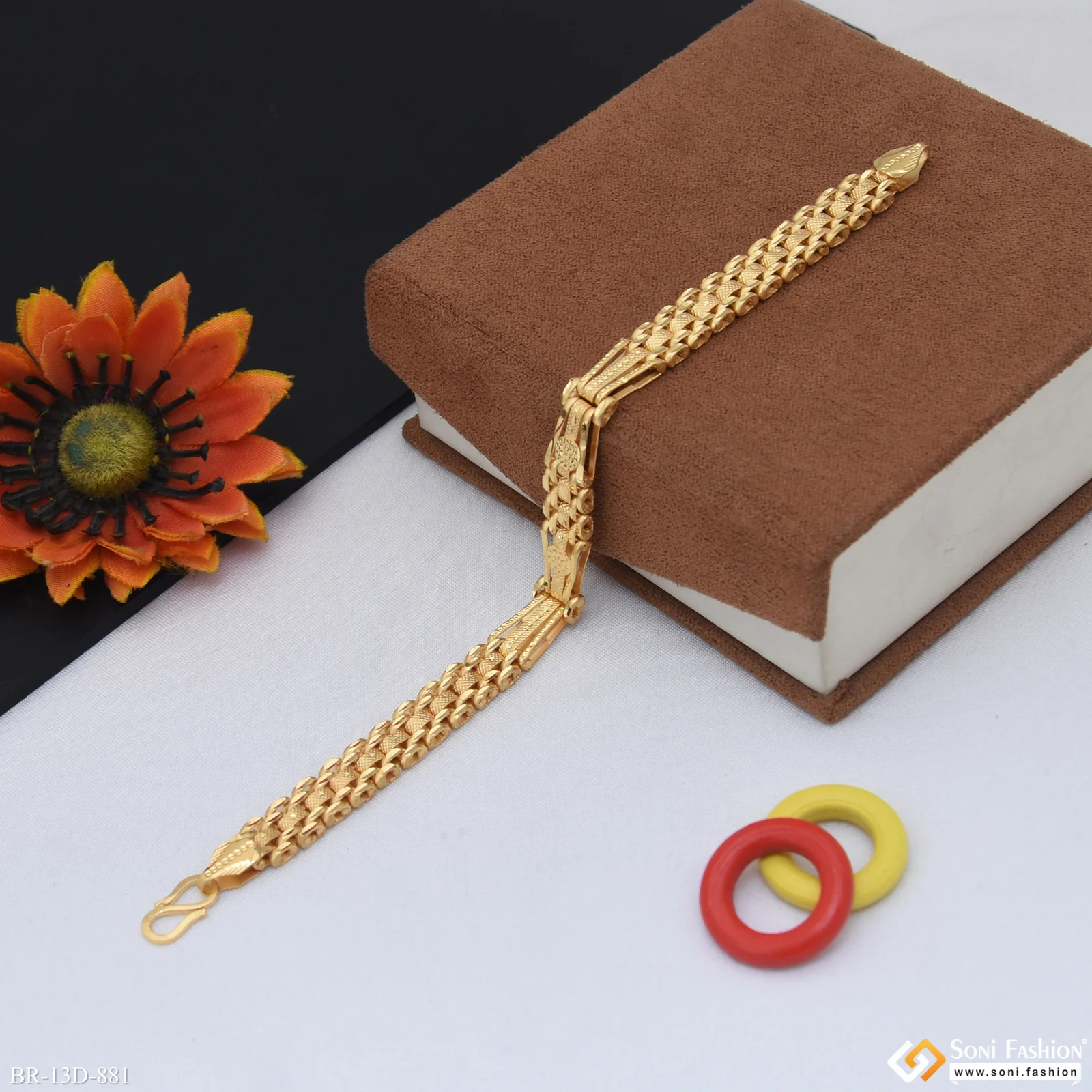 Prominent Design Gold Plated Box Bracelet for Men - Style D881 - Image 5