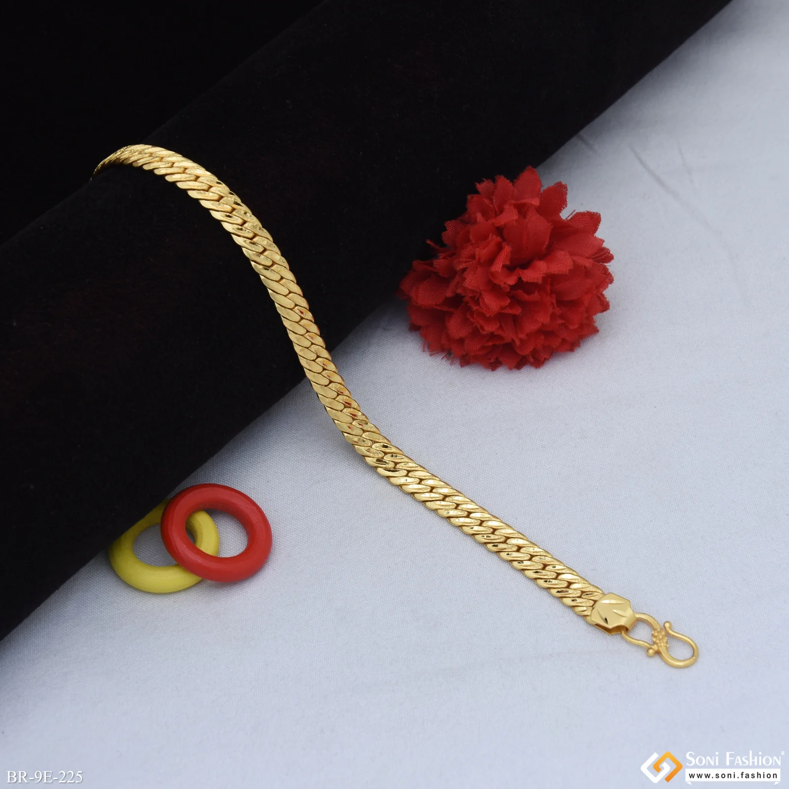 Prominent Design Gold Plated Bracelet for Men - Style E225 - Image 4