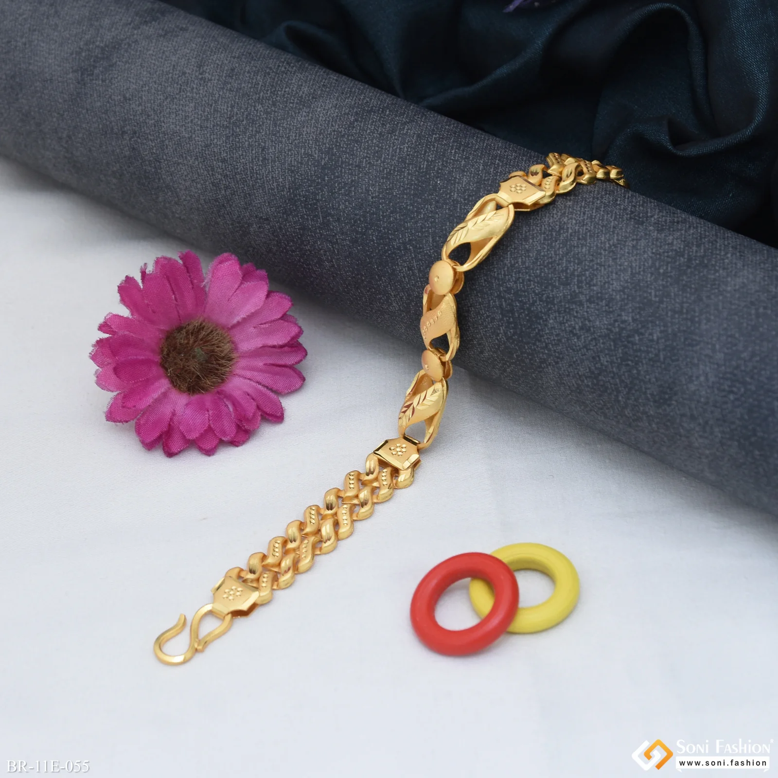 Prominent Design Gold Plated Kohli Pokal Bracelet for Men - Style E055 - Image 2