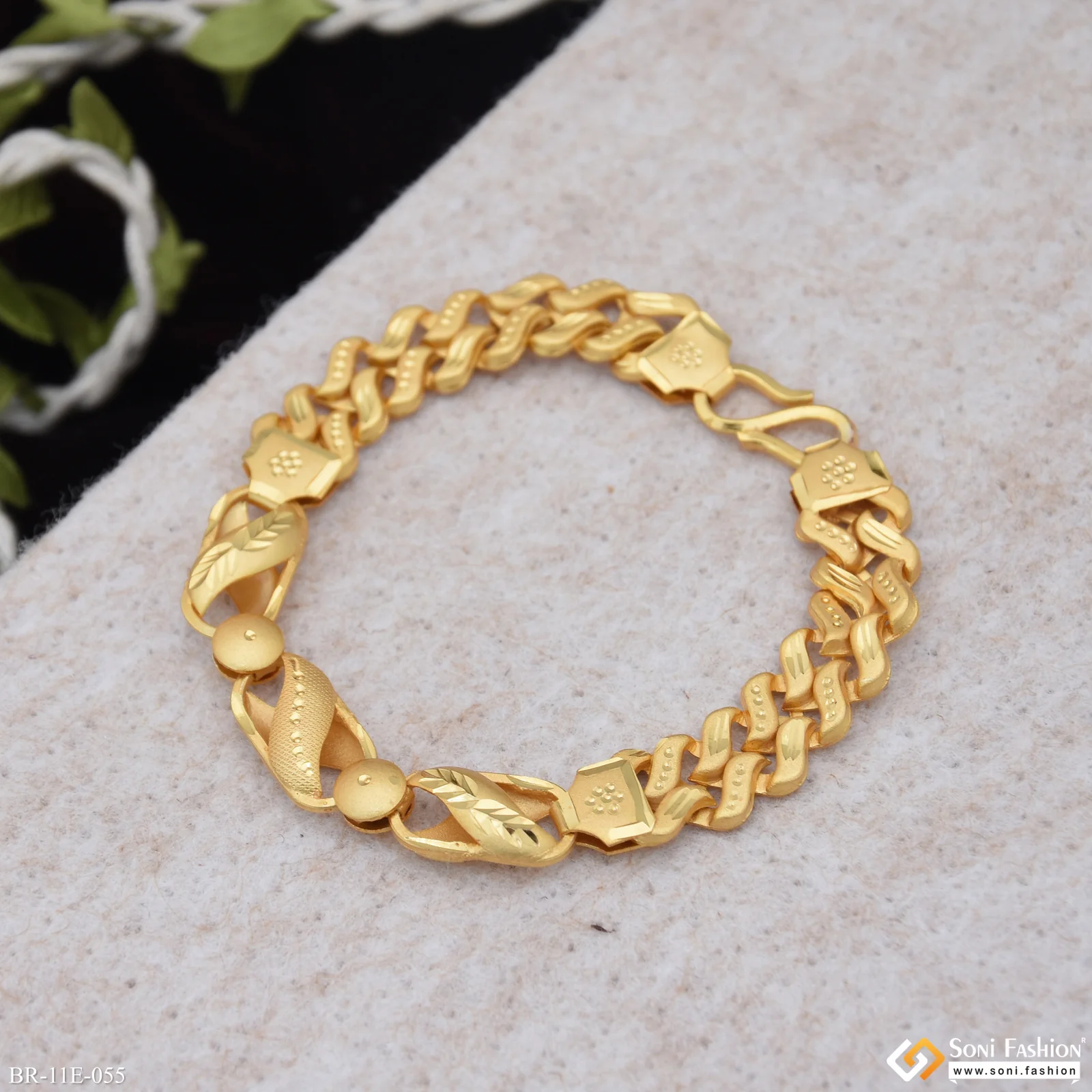 Prominent Design Gold Plated Kohli Pokal Bracelet for Men - Style E055 - Image 3