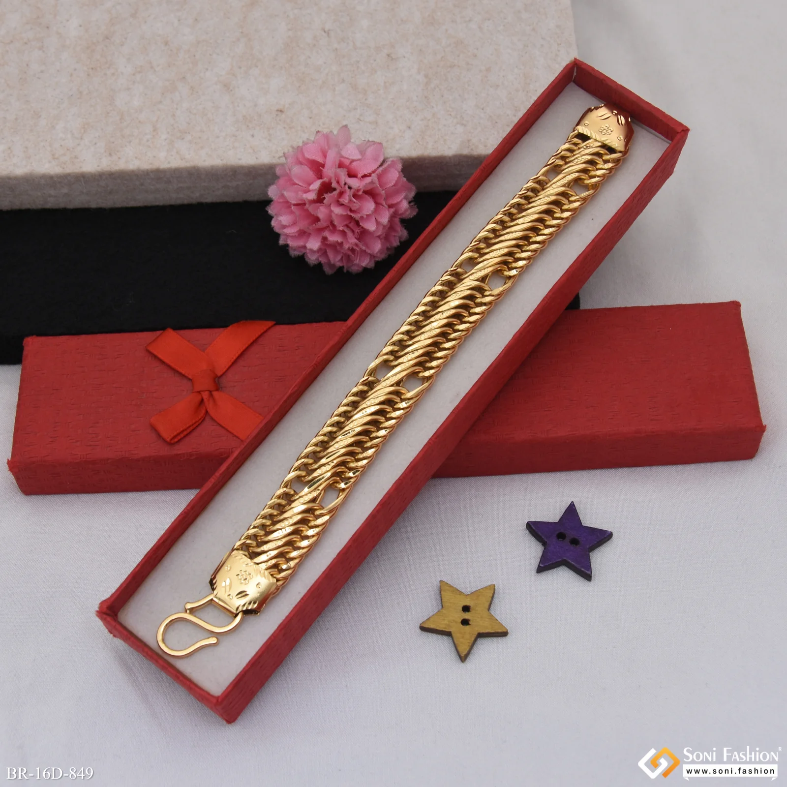 Prominent Design Gold Plated Link Bracelet for Men - Style D849 - Image 4