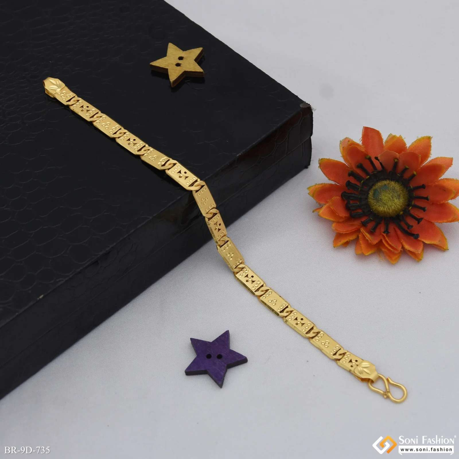 Prominent Design Gold Plated Nawabi Bracelet for Men - Style D735 - Image 5