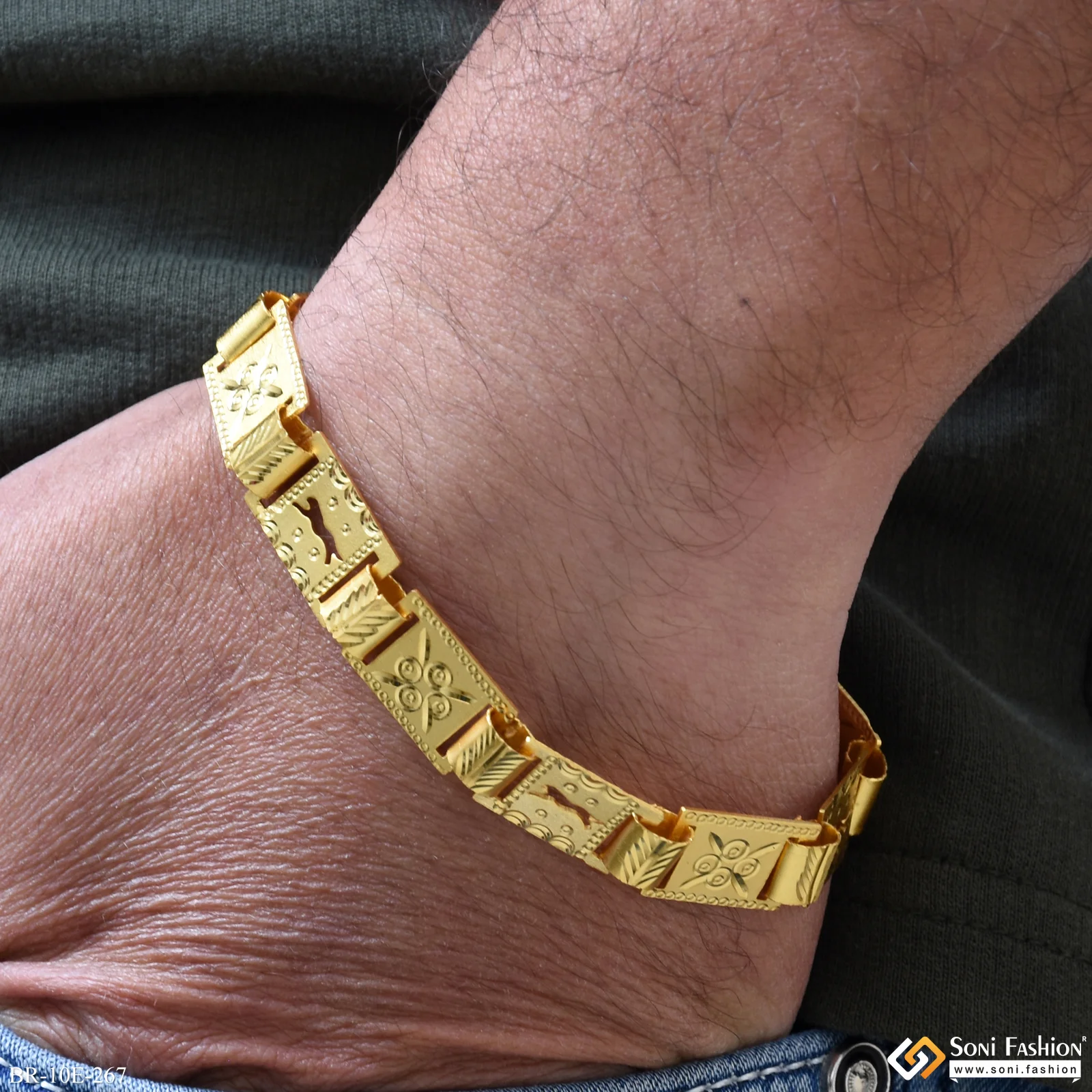 Prominent Design Gold Plated Rectangle Cube Bracelet for Men - Style E267