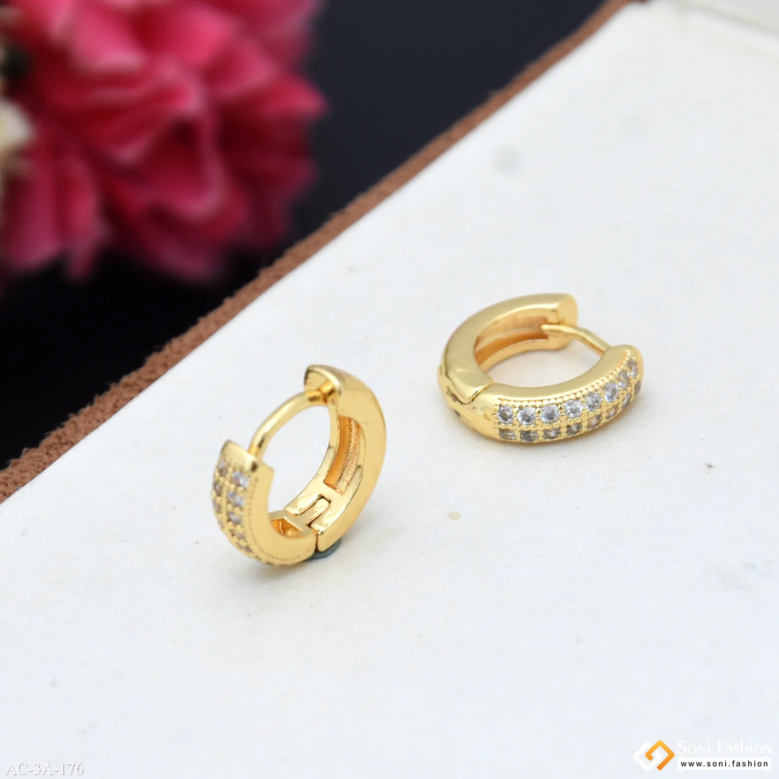 Prominent Design Golden Color Stud Earring for Men (2 Pc) - Style A176 - Image 4