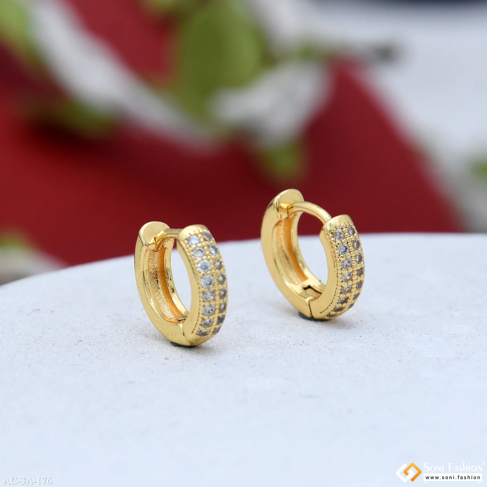 Prominent Design Golden Color Stud Earring for Men (2 Pc) - Style A176 - Image 5