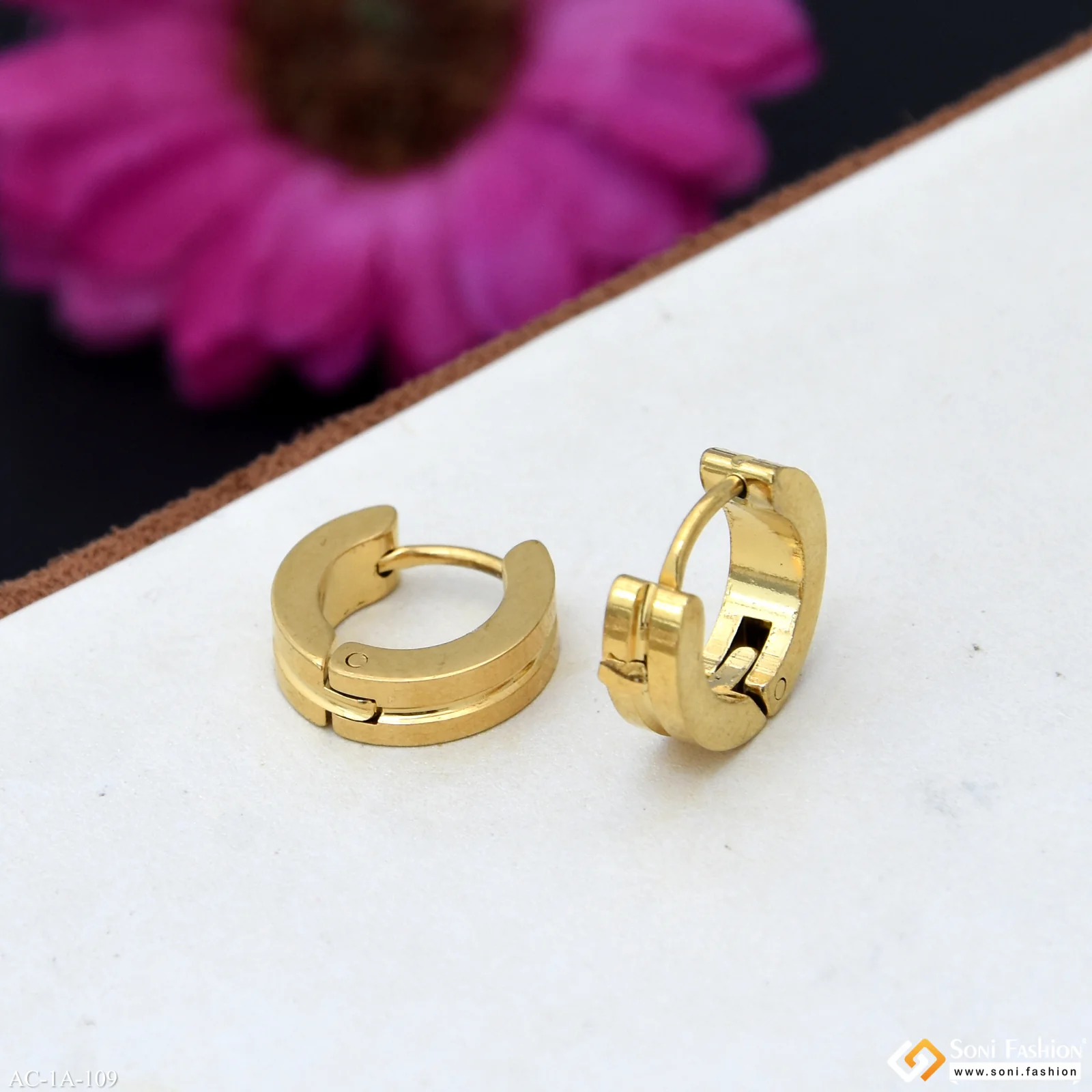 Prominent Design Stainless Steel Stud Earring for Men (2 Pc) - Style A109 - Image 3