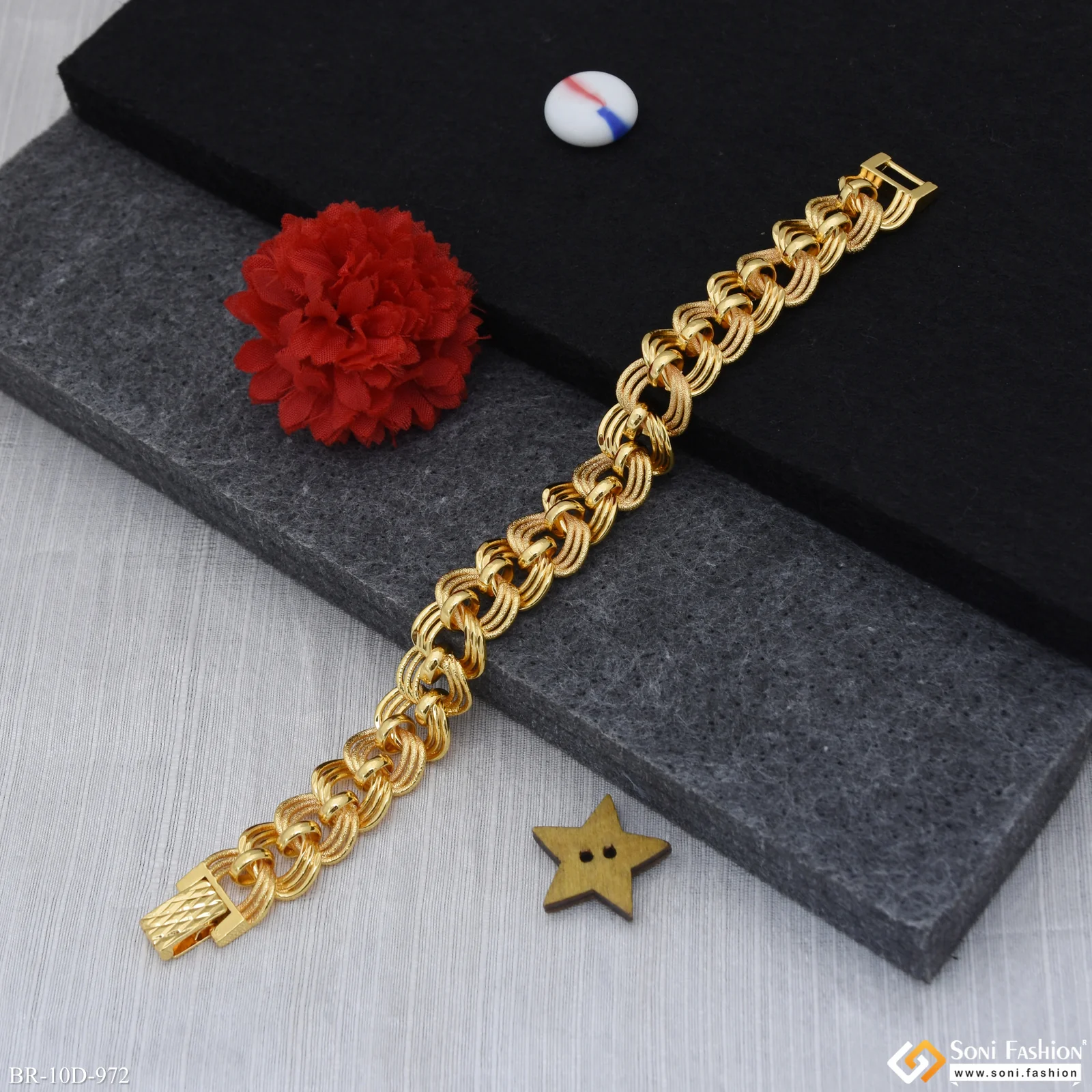 Ring Into Ring Gold Plated Link Bracelet for Men - Style D972 - Image 3