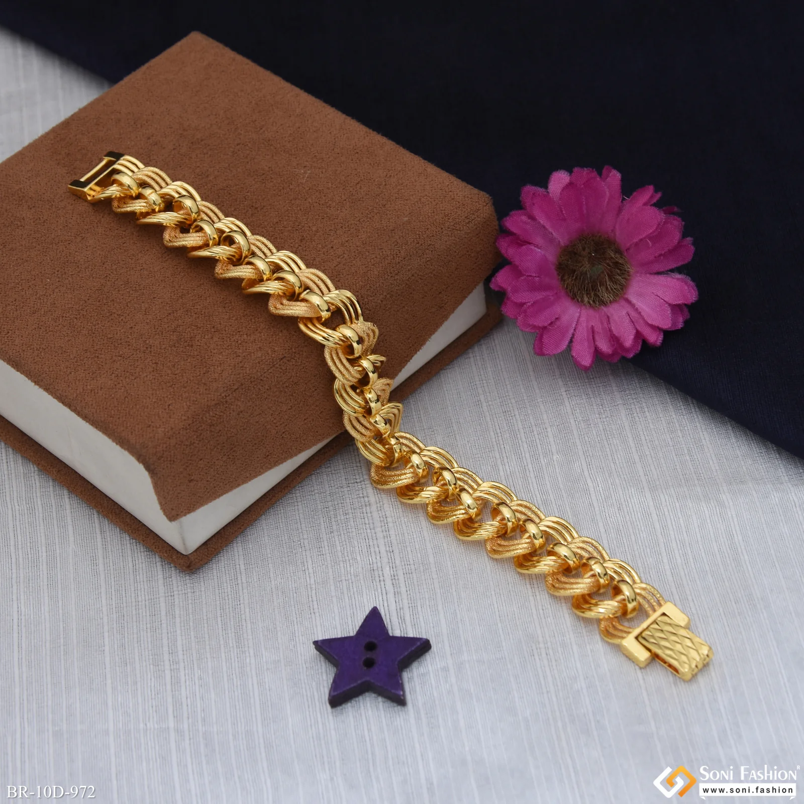 Ring Into Ring Gold Plated Link Bracelet for Men - Style D972 - Image 5