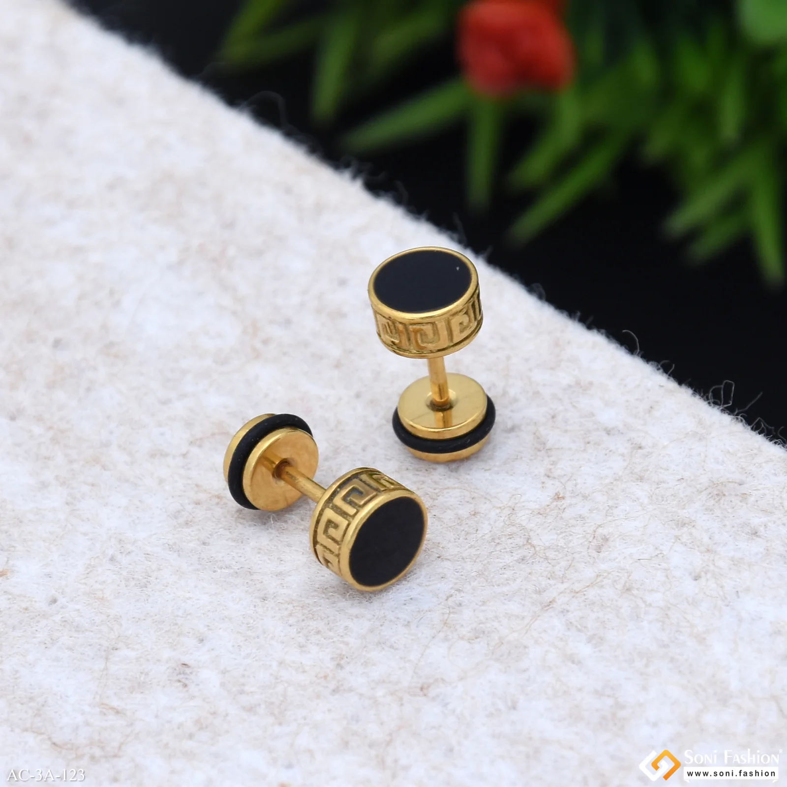 Round Shape Black & Golden Color Stud Earring for Men (2 Pc) - Style A123 - Image 4