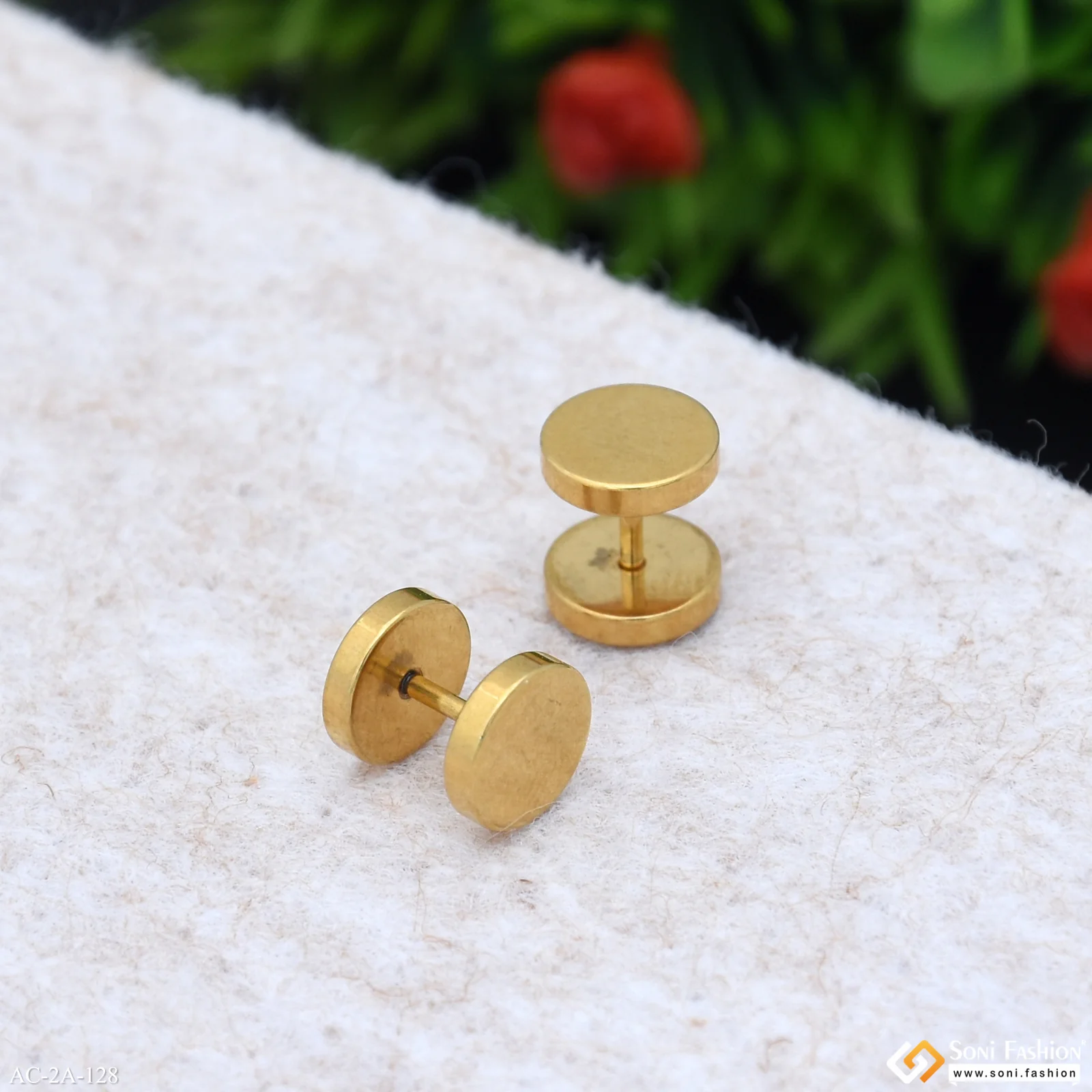 Round Shape Funky Design Golden Color Stud Earring for Men (2 Pc) - Style A128 - Image 4