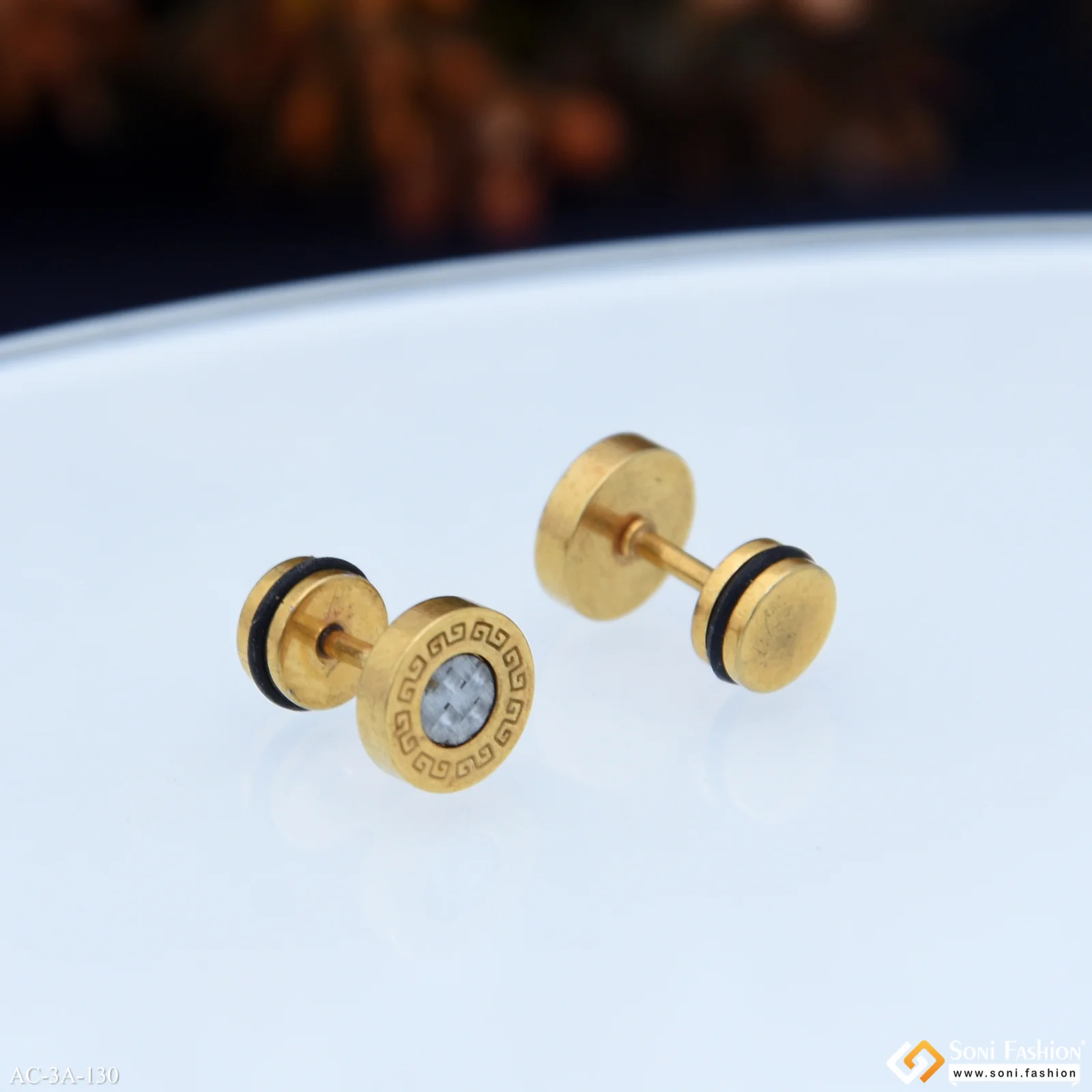 Round Shape Latest Design Golden Color Stud Earring for Men (2 Pc) - Style A130 - Image 5