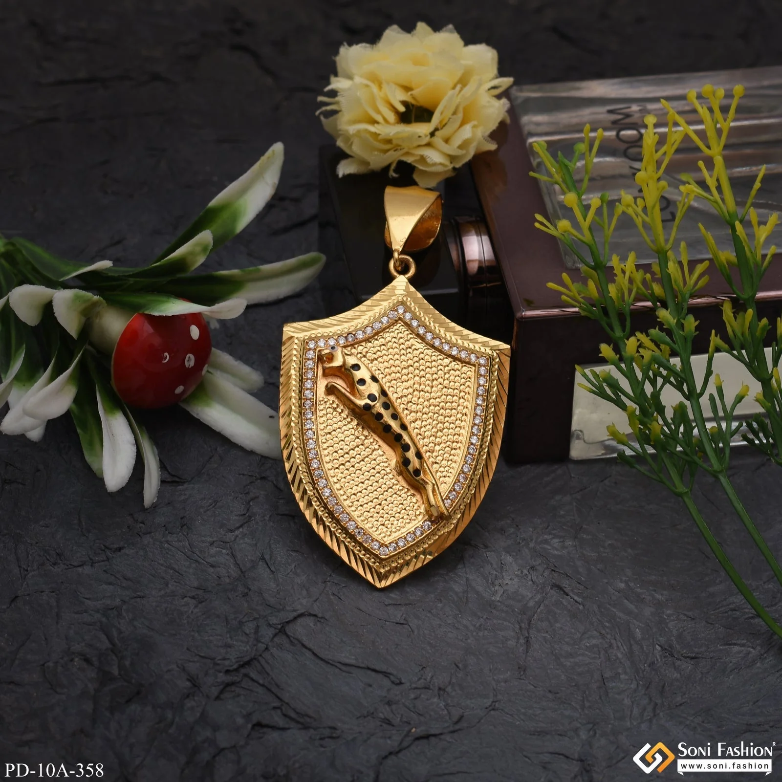 Royal Jaguar Brilliant Design Gold Plated Pendant for Men - Style A358 - Image 3