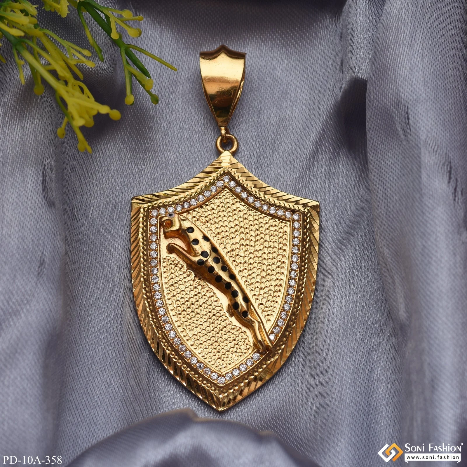 Royal Jaguar Brilliant Design Gold Plated Pendant for Men - Style A358 - Image 4