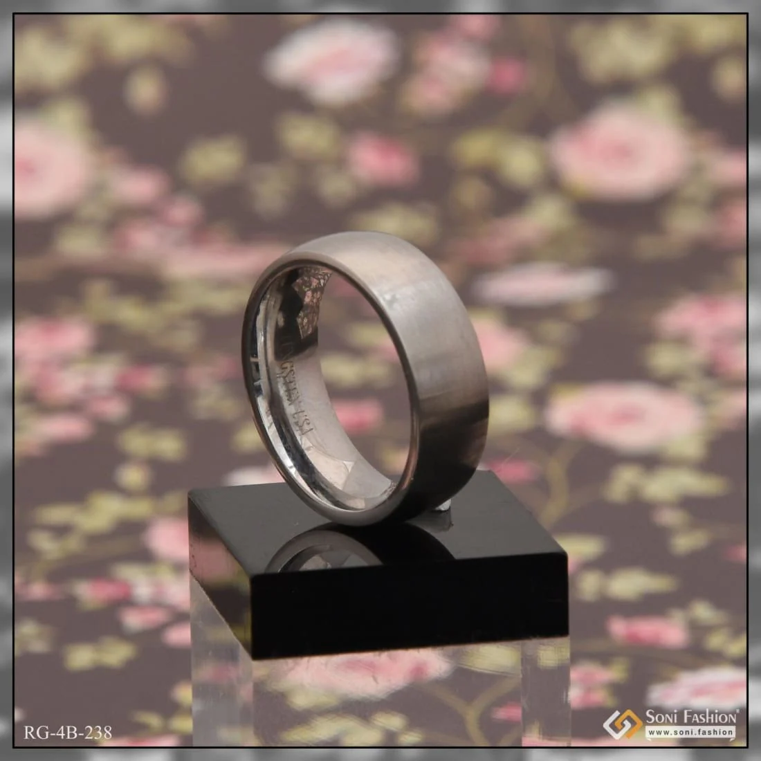 Silver Exquisite Design High-Quality Fashionable Design Ring for Men - Style B238 - Image 4